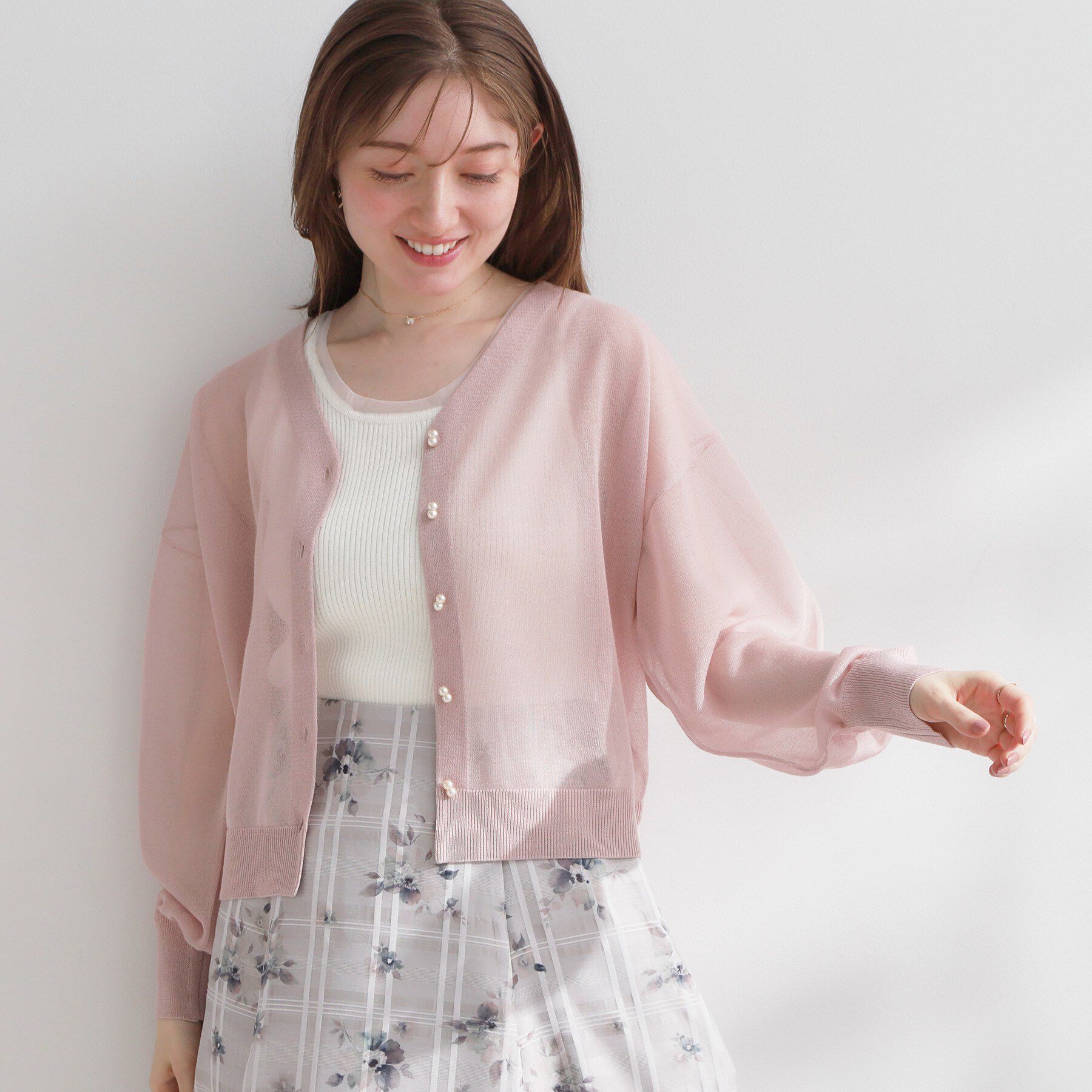 Couture broach「【洗える・パール調釦】愛されシアーカーディガン」|カーディガン|