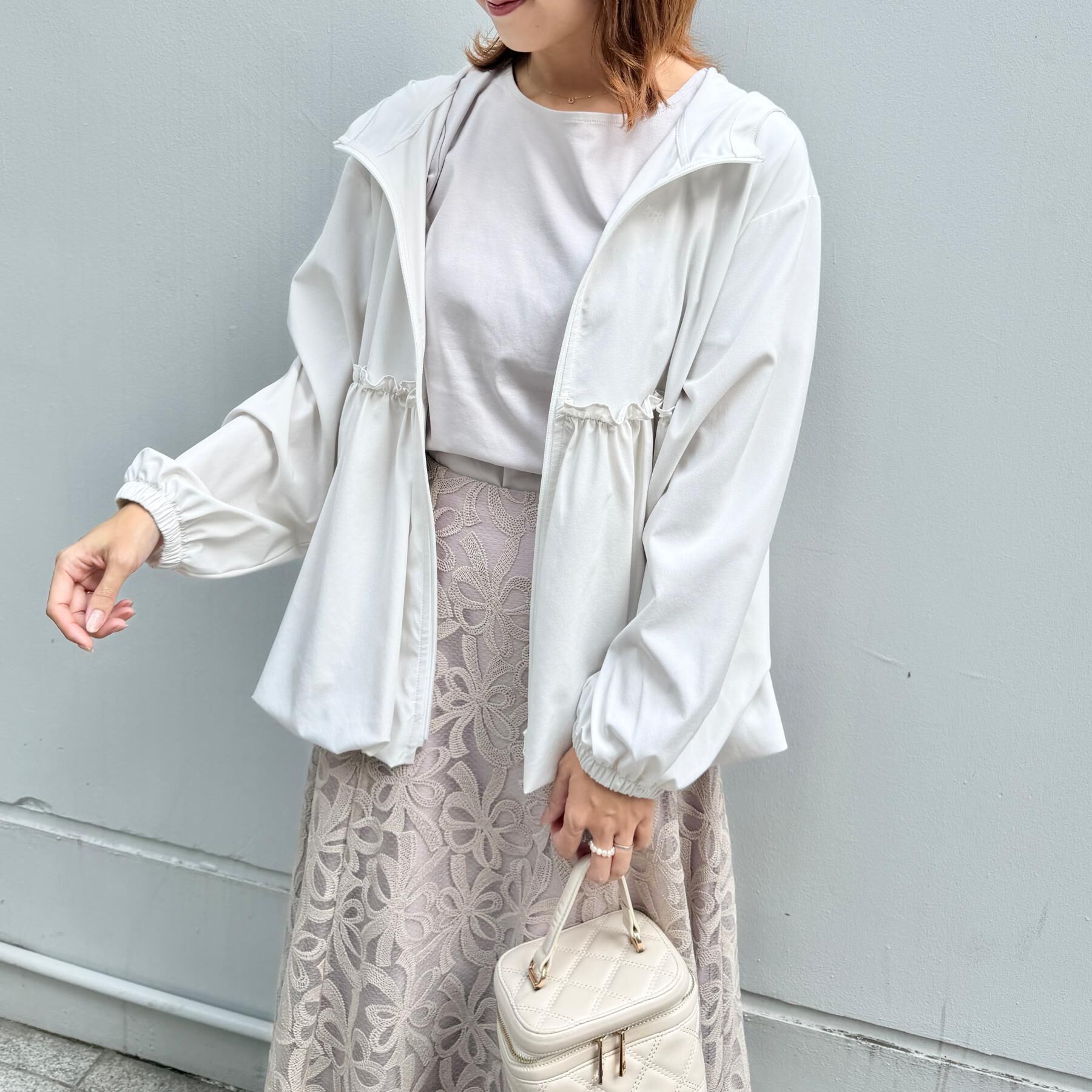 Couture broach「【UVカット・吸水速乾・撥水加工】フリル ラッシュガード」|ブルゾン・スタジャン|