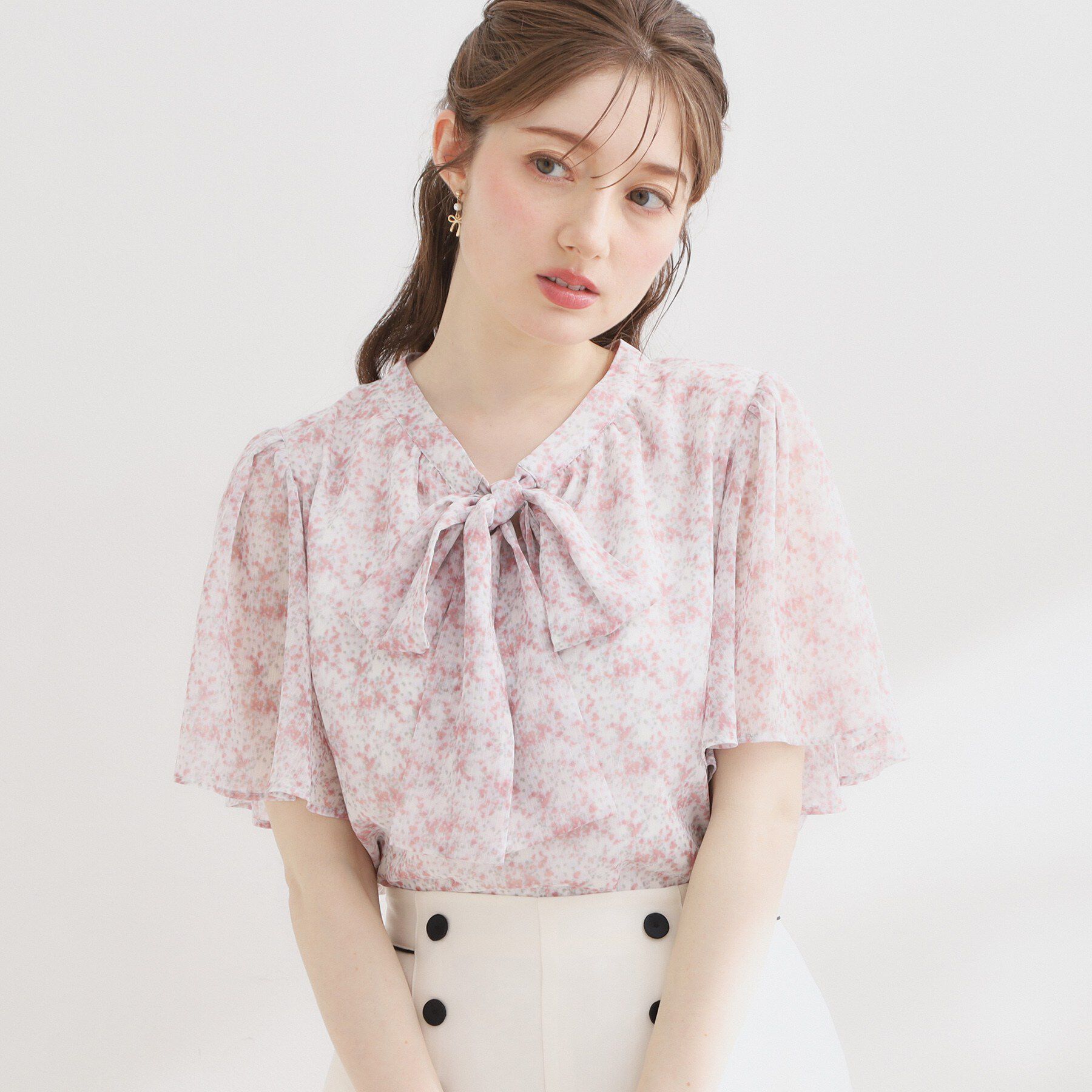 Couture broach「【洗える】リボンボウタイ 小花柄ブラウス」|シャツ・ブラウス|ピンク(172)