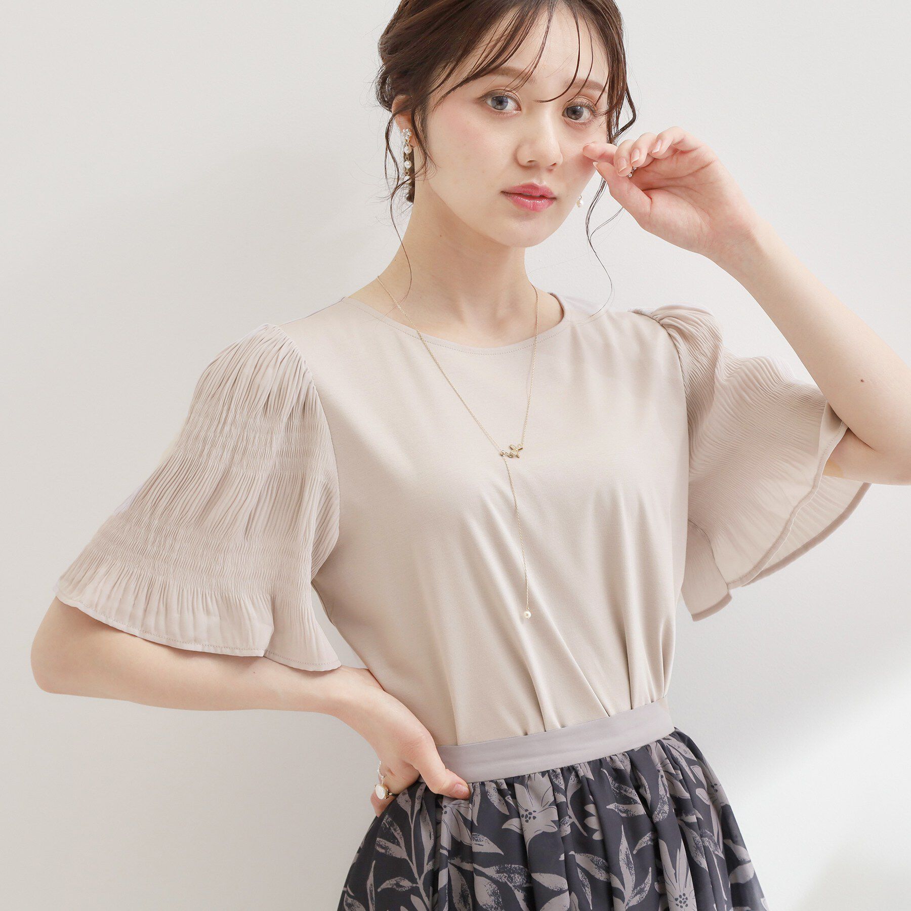 Couture broach「【接触冷感・UVカット・洗える】マジョリカプリーツ スリーブ トップス」|Tシャツ・カットソー|