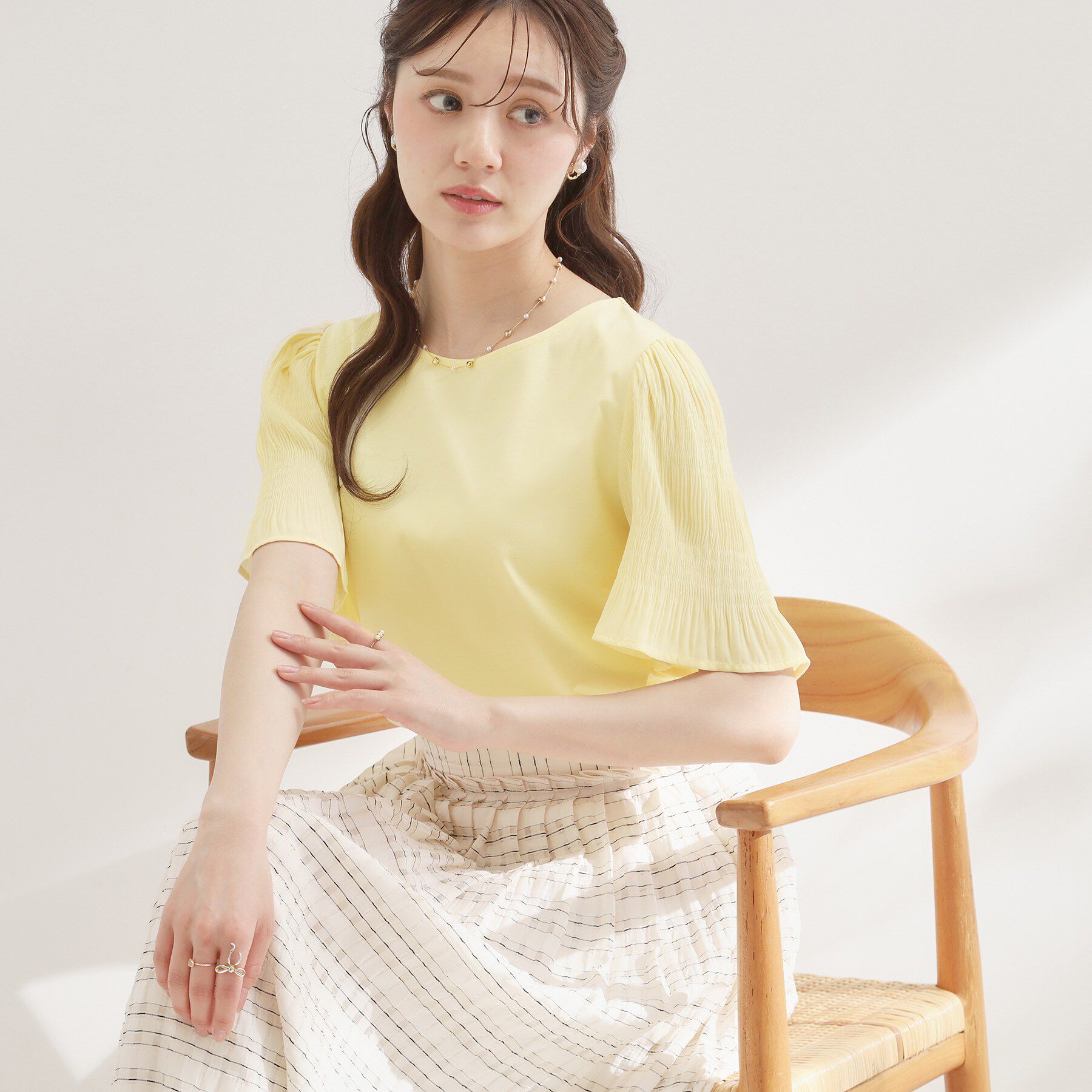 Couture broach「【接触冷感・UVカット・洗える】マジョリカプリーツ スリーブ トップス」|Tシャツ・カットソー|ライトイエロー(03