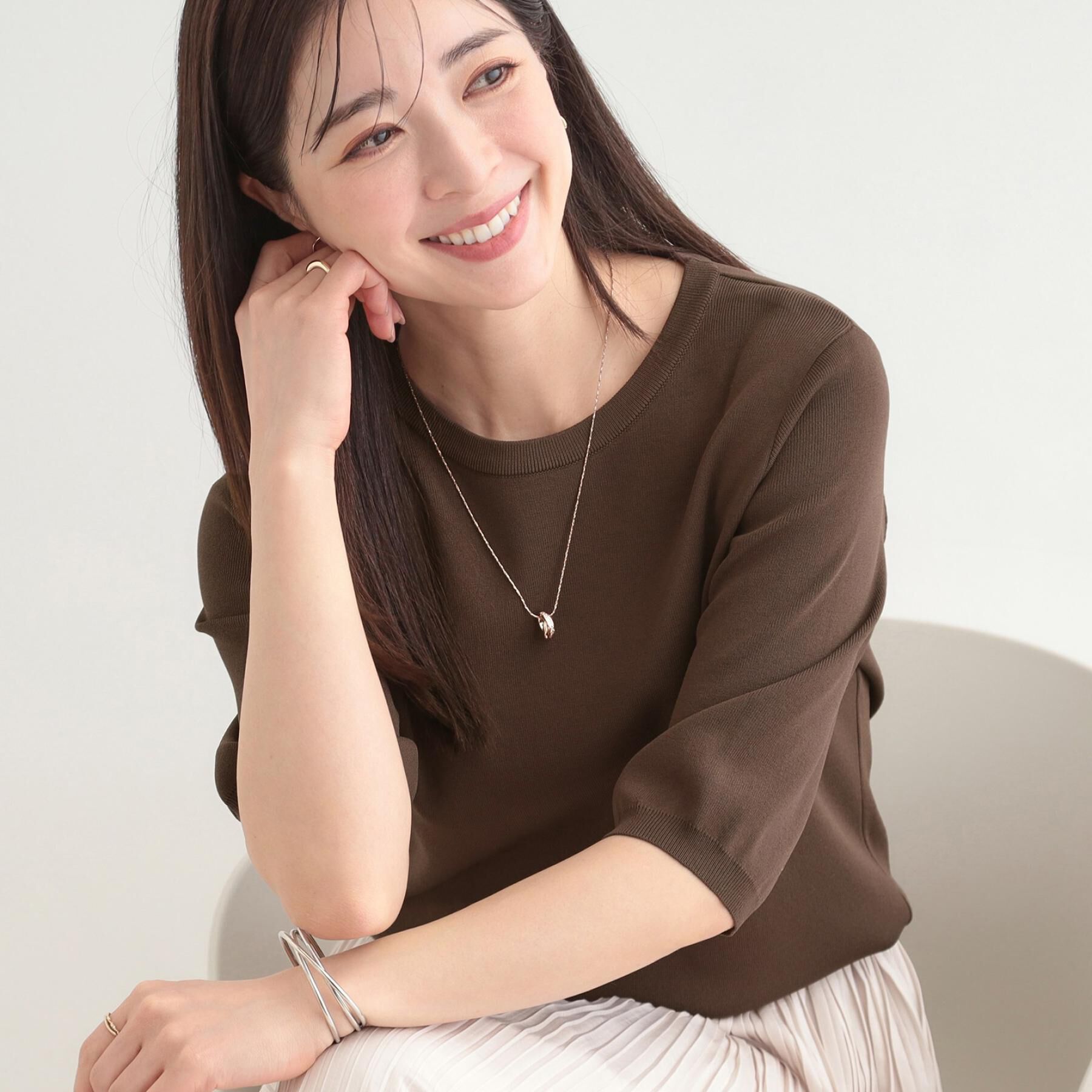 SHOO･LA･RUE「【毎日洗える/S-LL/ひんやり/UV】上半身すっきり 二の腕見せない5分袖ニット」|ニット・セーター|ブラウン(043)