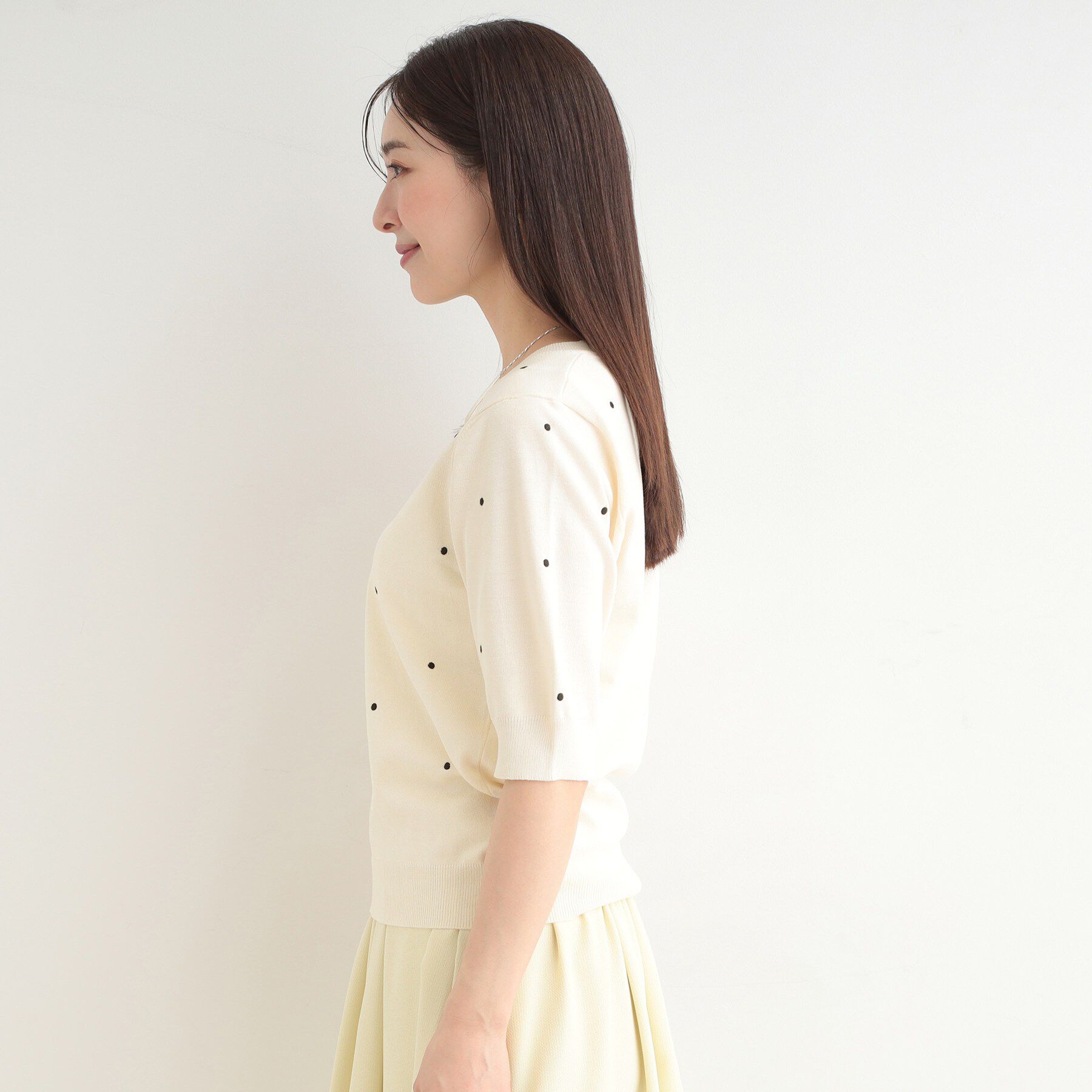 SHOO･LA･RUE「【S-LL/二の腕カバー】品よく隠せる ドット刺繍5分袖ニット」|ニット・セーター|