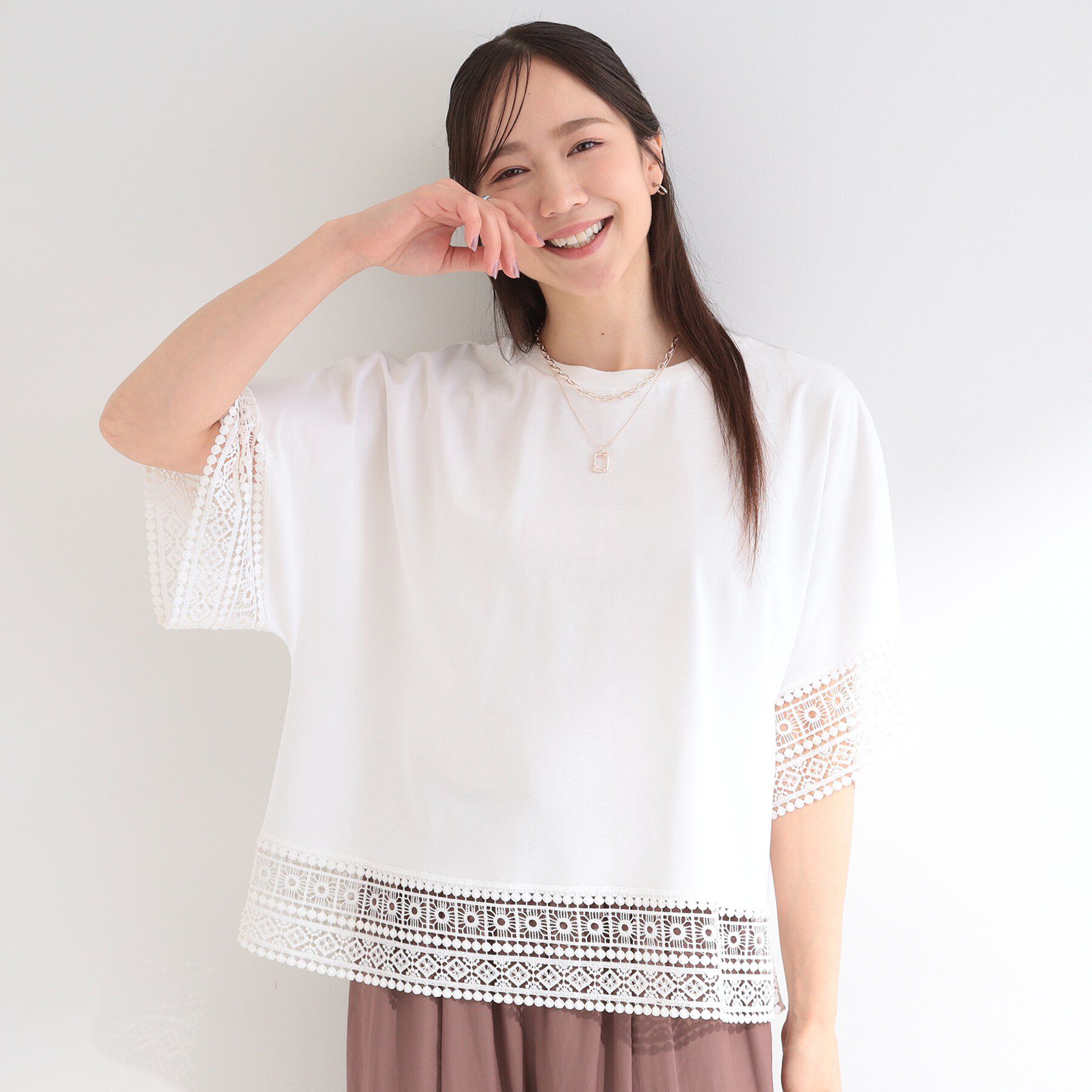 SHOO･LA･RUE「【洗濯機可/ひんやり/体型カバー/S-LL】レース使いがポイント デザインTシャツ」|Tシャツ・カットソー|