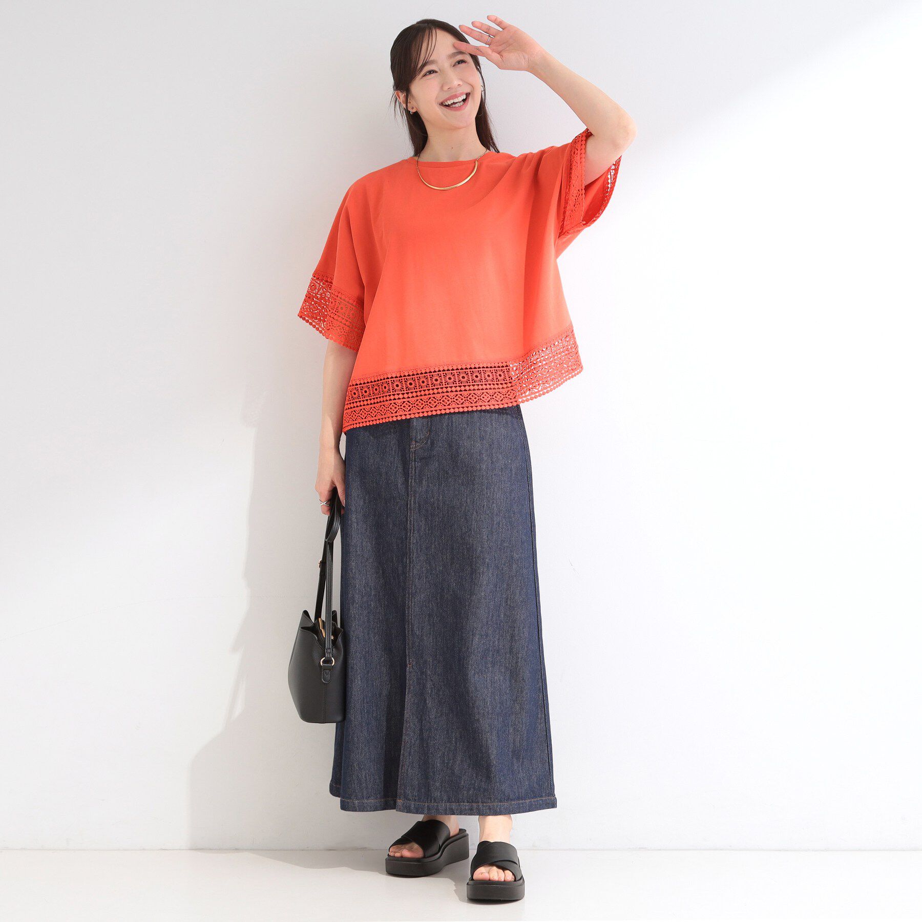 SHOO･LA･RUE「【洗濯機可/ひんやり/体型カバー/S-LL】レース使いがポイント デザインTシャツ」|Tシャツ・カットソー|
