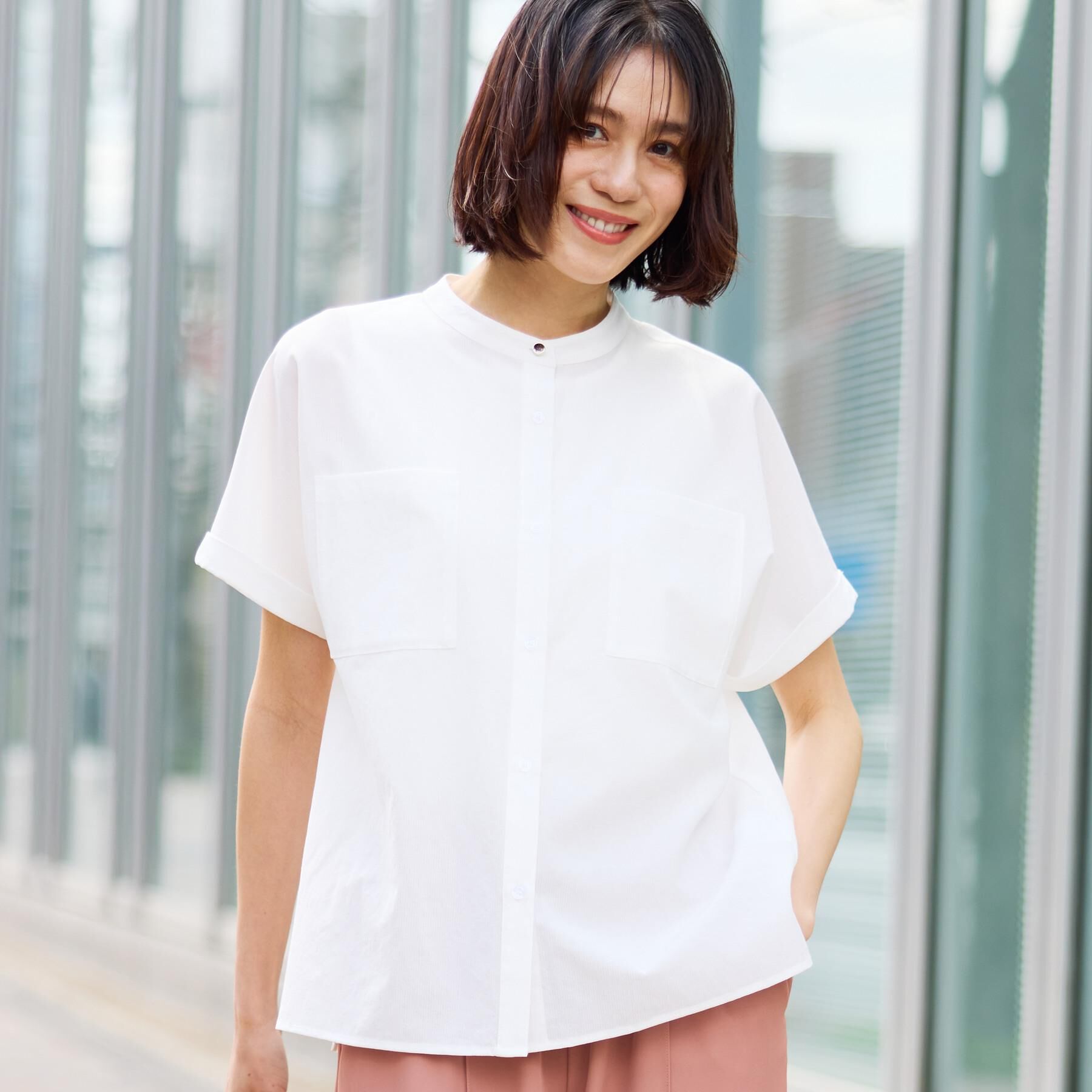 SHOO･LA･RUE「【通気性〇/UV/S-LL】風が通り抜ける ひんやり半袖バンドカラーシアーシャツ」|シャツ・ブラウス|