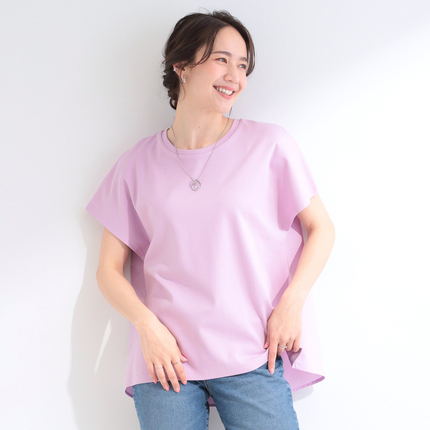 SHOO･LA･RUE「【体型カバー/S-LL】インせず着られる ひんやりシャツ素材切替Tシャツ」|Tシャツ・カットソー|