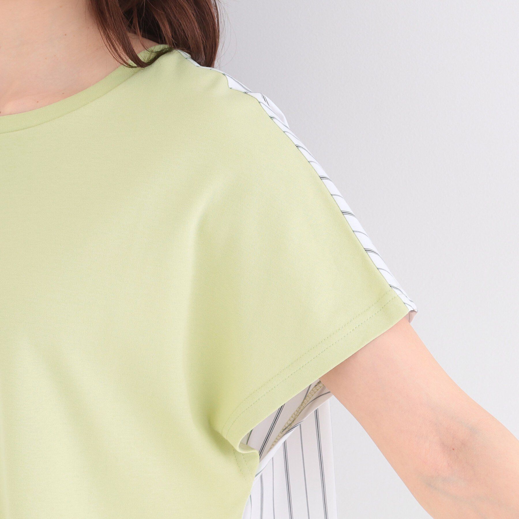 SHOO･LA･RUE「【体型カバー/S-LL】インせず着られる ひんやりシャツ素材切替Tシャツ」|Tシャツ・カットソー|