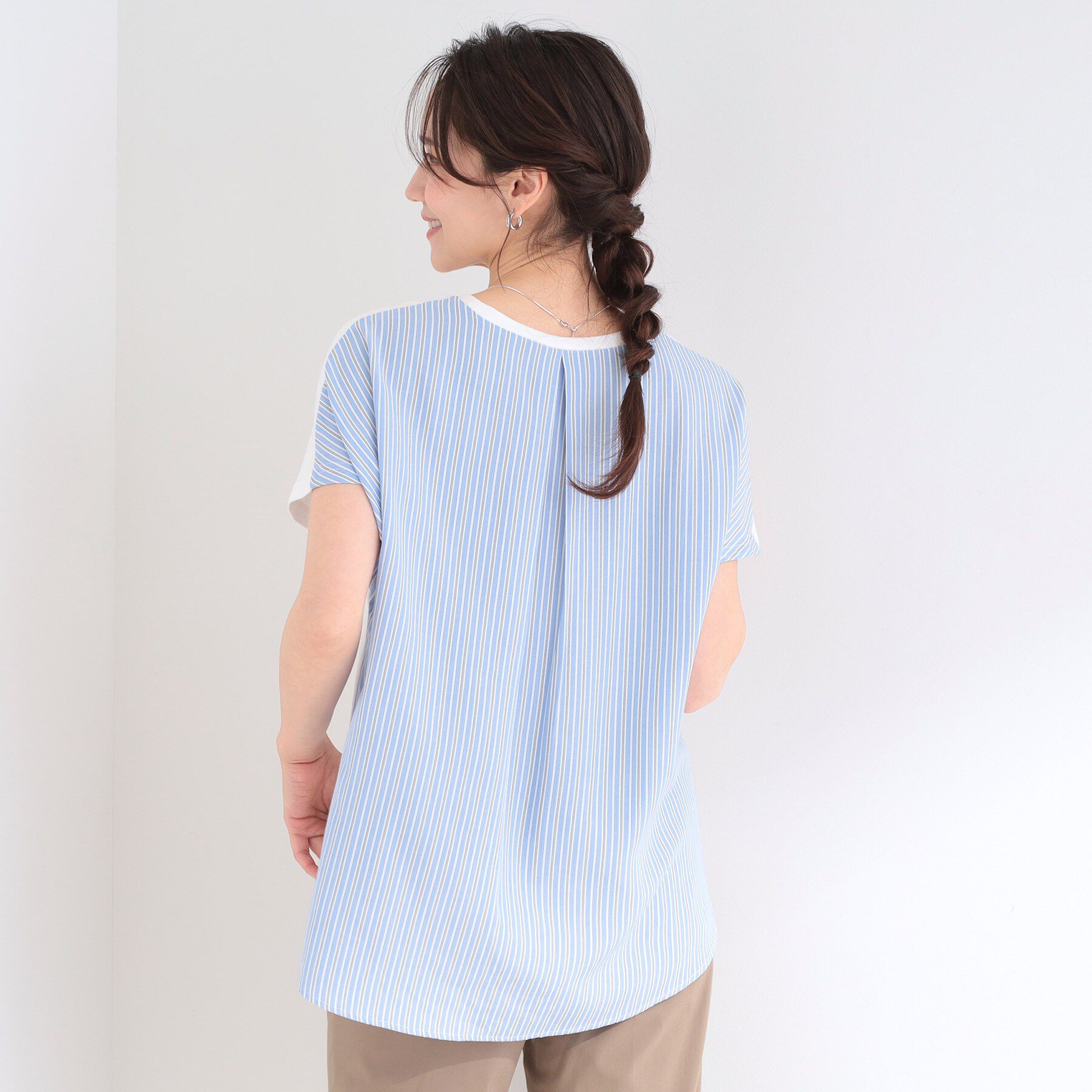 SHOO･LA･RUE「【体型カバー/S-LL】インせず着られる ひんやりシャツ素材切替Tシャツ」|Tシャツ・カットソー|