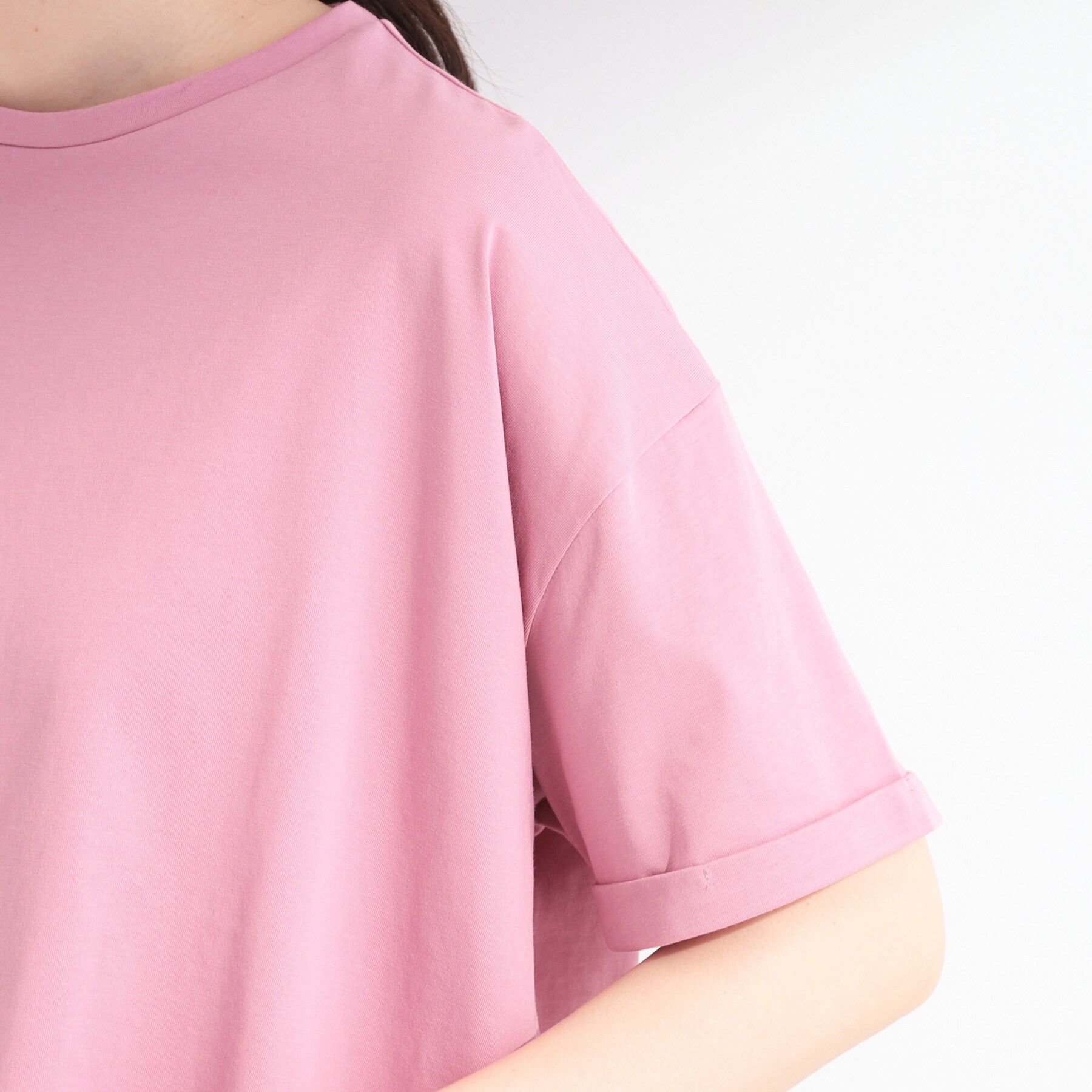 SHOO･LA･RUE「【ひんやり/体型カバー/S-LL】インせず決まる フロントタックデザインTシャツ」|Tシャツ・カットソー|