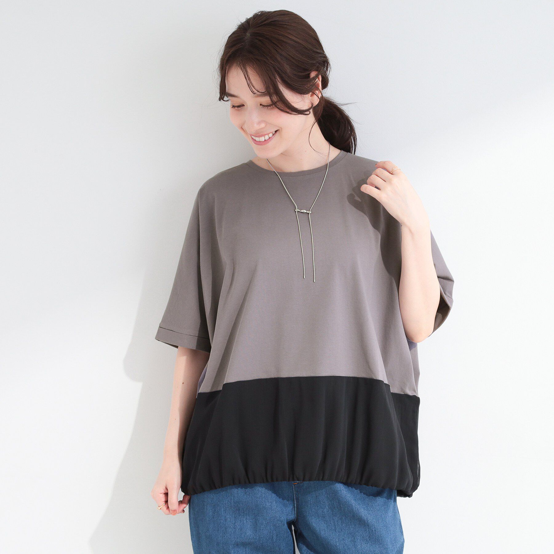 SHOO･LA･RUE「【洗濯機可/体型カバー】インせず着られる 裾配色 ゆったりバルーントップス」|Tシャツ・カットソー|