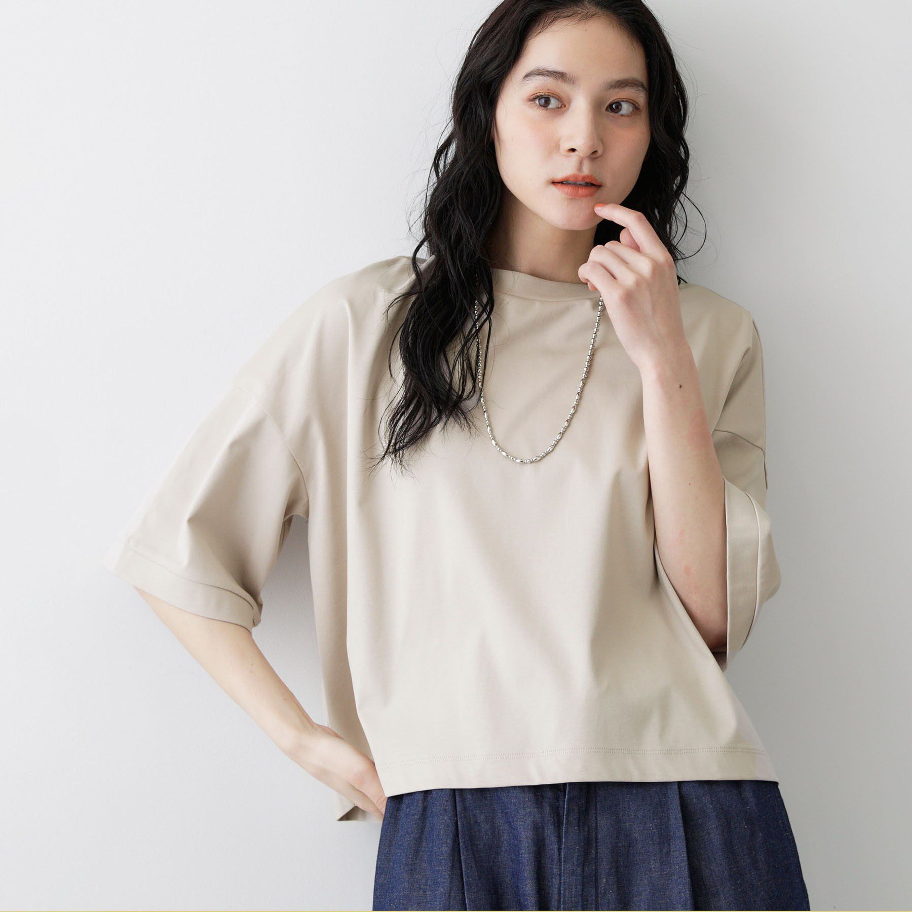 Dessin「【体型カバー】美光沢カットソーボクシーシルエット」|Tシャツ・カットソー|グレージュ(050)