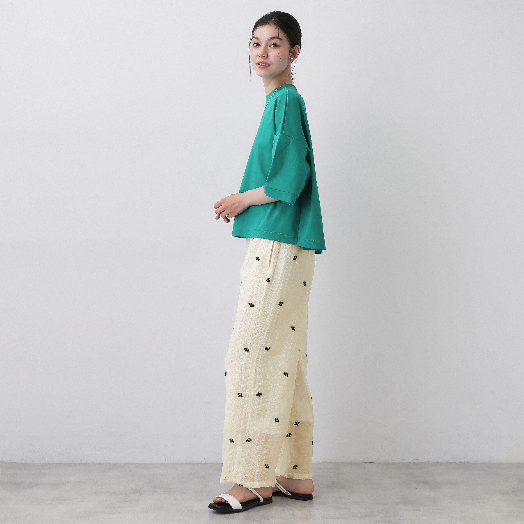 Dessin「小花刺繍 シアー楊柳パンツ」|その他|