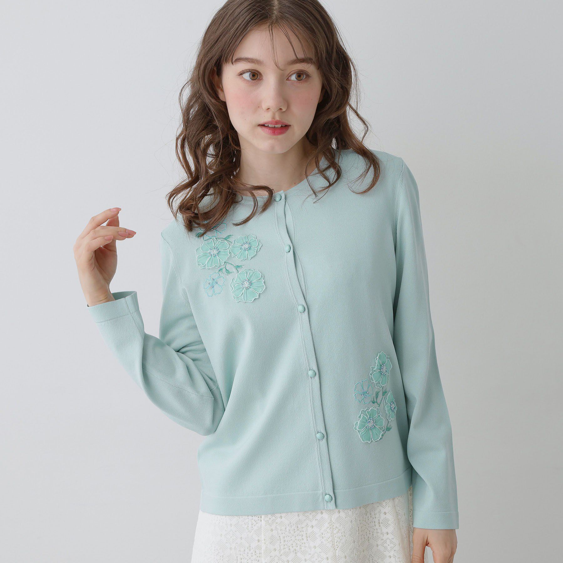 SunaUna「【SS～Lサイズ展開／フラワー刺繍】クラフトニットカーディガン」|カーディガン|ライトグリーン(02