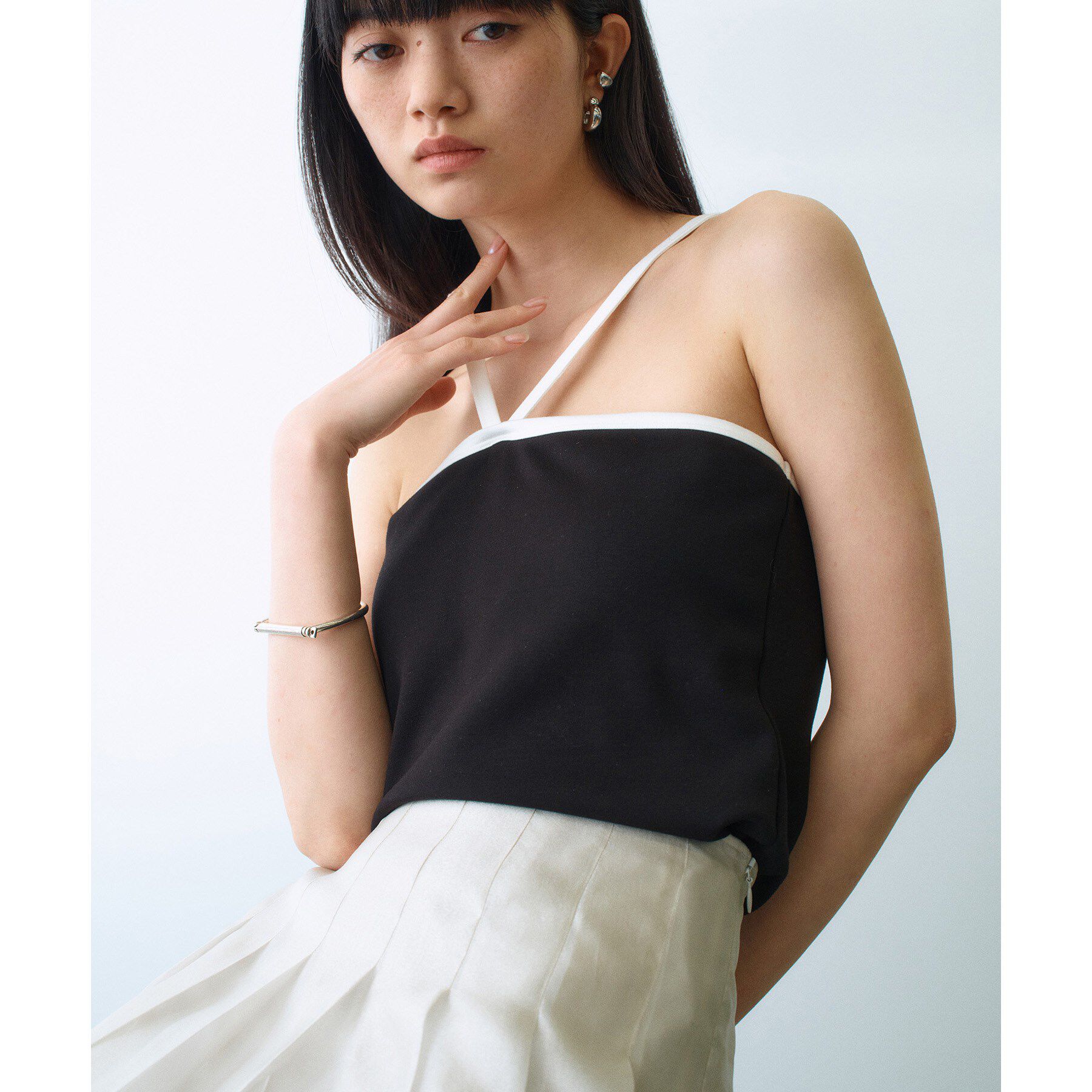 CODE A「【Cup-in】design cut camisole」|キャミソール|ブラック(519)