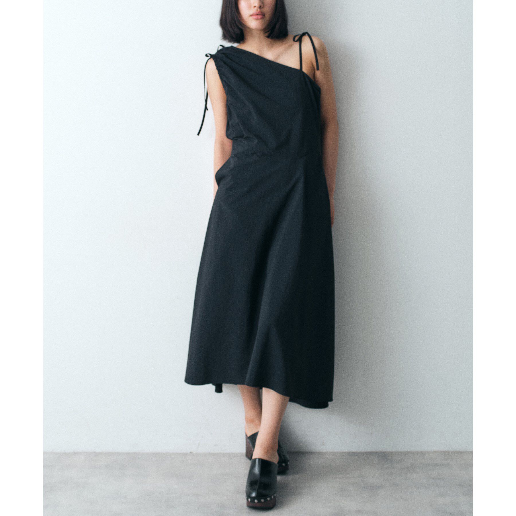 CODE A「asymmetry ribbon one－piece」|ワンピース|