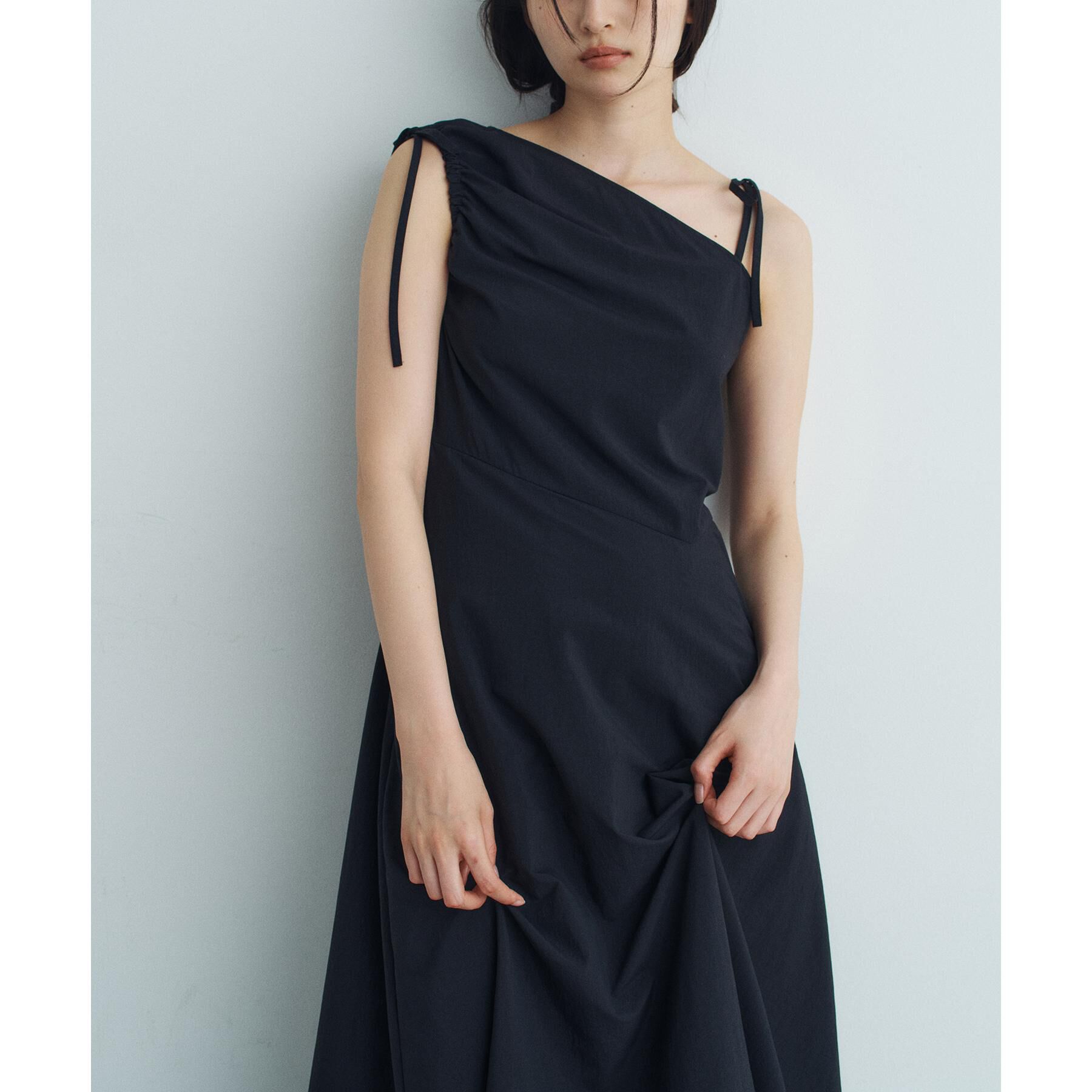 CODE A「asymmetry ribbon one－piece」|ワンピース|ブラック(019)