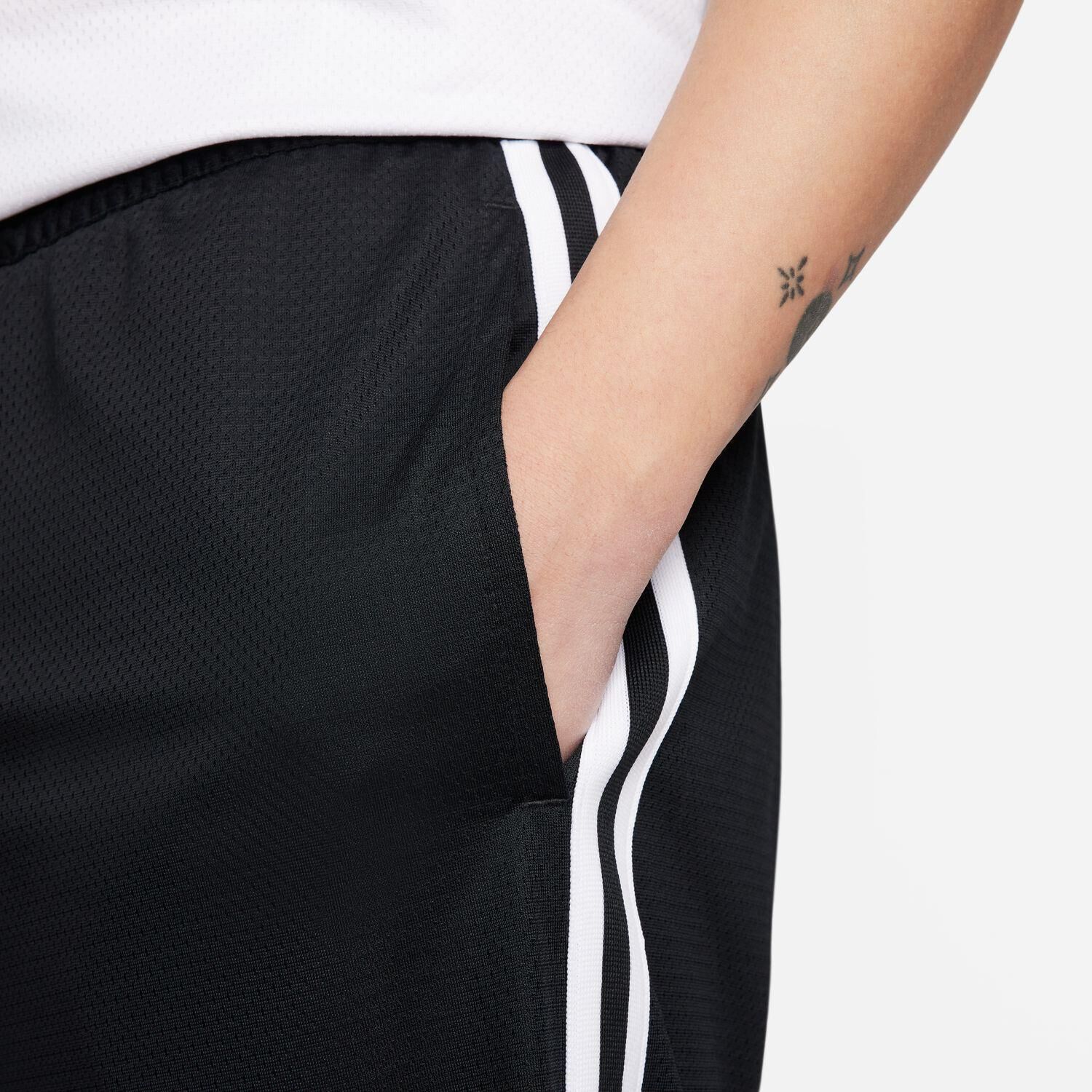 NIKE「【NIKE ｳｪｱ】M DNA 10IN SHORT」|チノ|