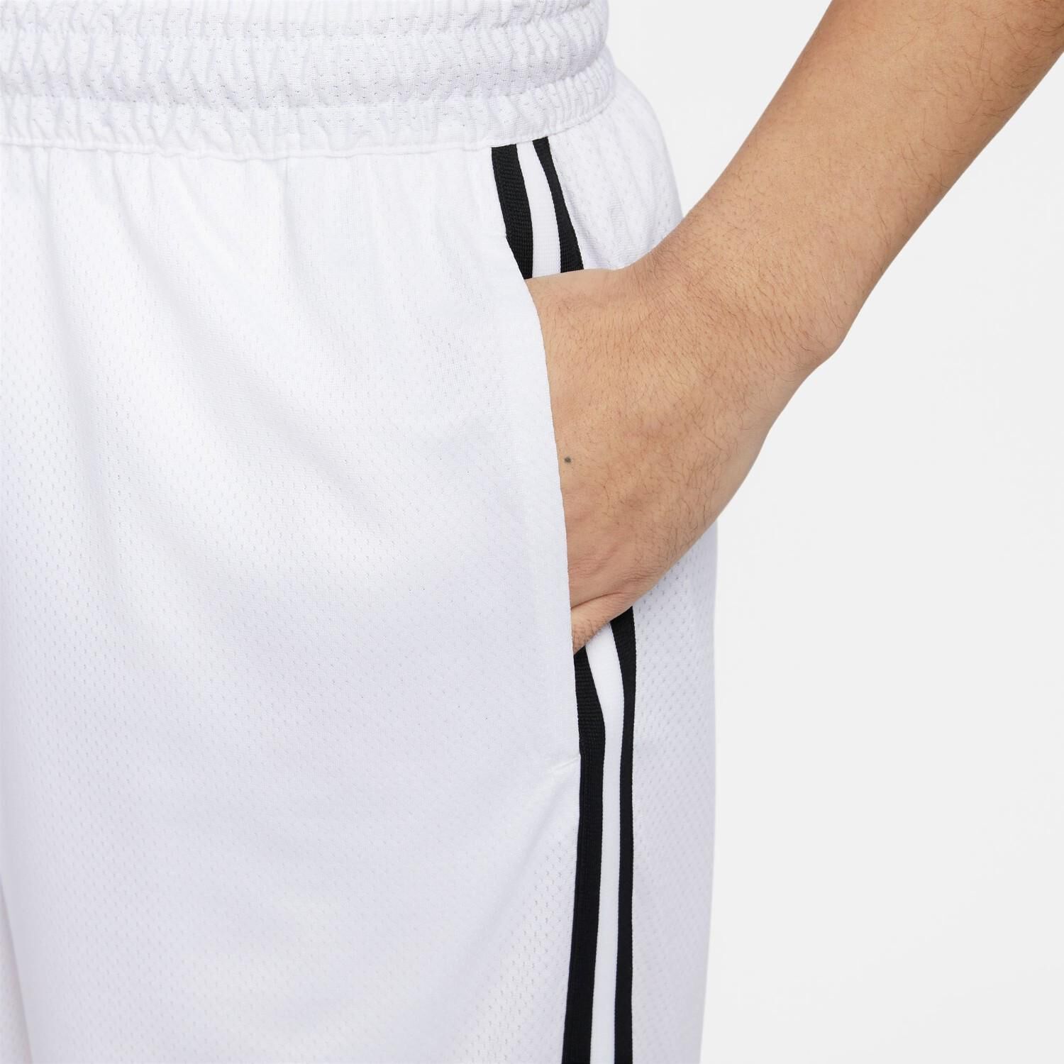 NIKE「【NIKE ｳｪｱ】M DNA 8IN SHORT」|チノ|