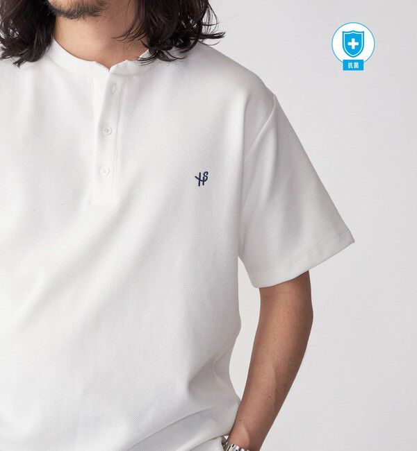 SHIPS「【WEB限定】SHIPS:〈手洗い可能/抗菌/防臭〉ワンポイント ロゴ バーズアイ ヘンリーネック Tシャツ」|Tシャツ・カットソー|ホワイト