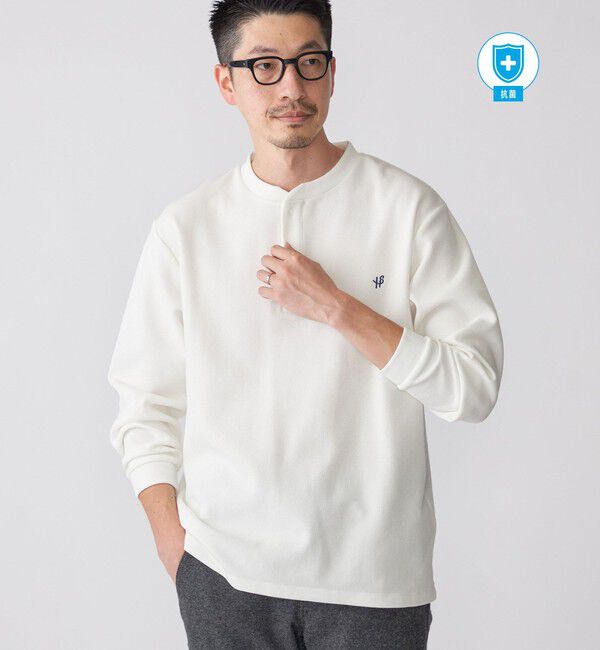 SHIPS「【WEB限定】SHIPS:〈抗菌・防臭〉ワンポイントロゴ バーズアイ ヘンリーネック 長袖 Tシャツ」|Tシャツ・カットソー|ホワイト