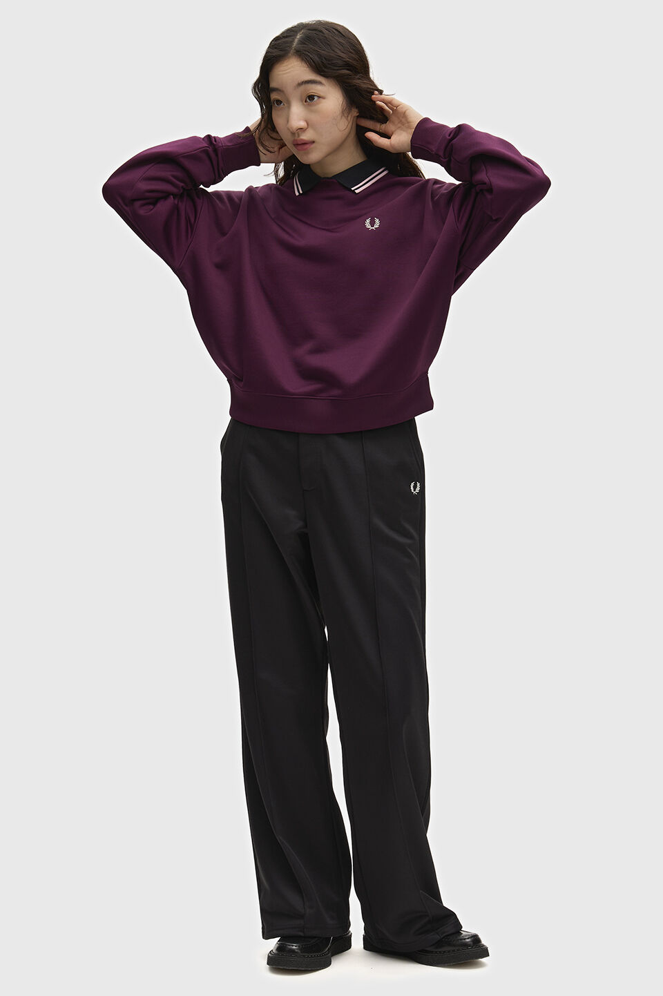 FRED PERRY 「FRED PERRY／Laurel Wreath Badge Sweatshirt／ローレルリースバッジスウェット」|スウェット・ジャージ|