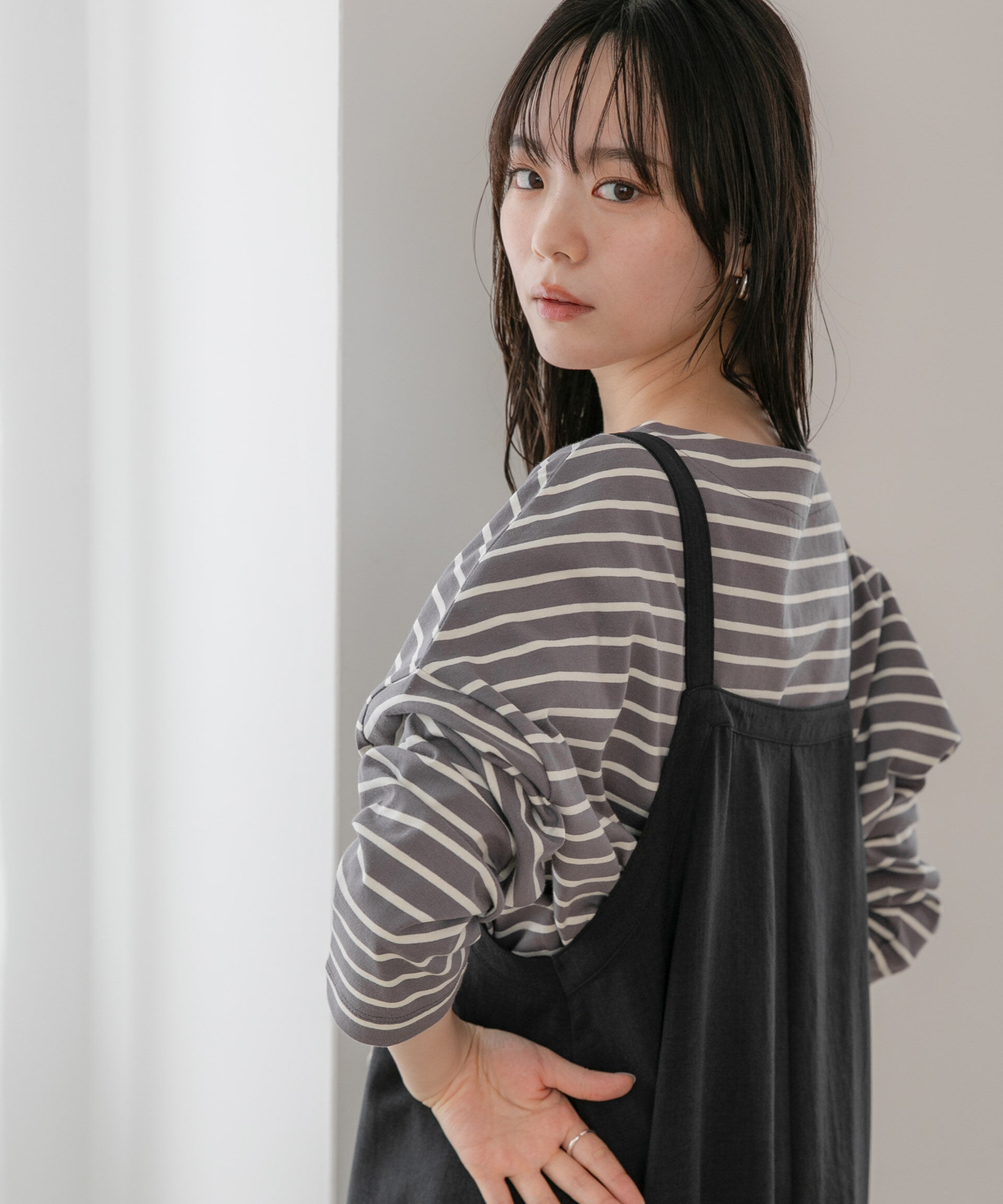 NANO universe「WEB限定/ボーダーワイドドロップトップス」|Tシャツ・カットソー|グレージュ3