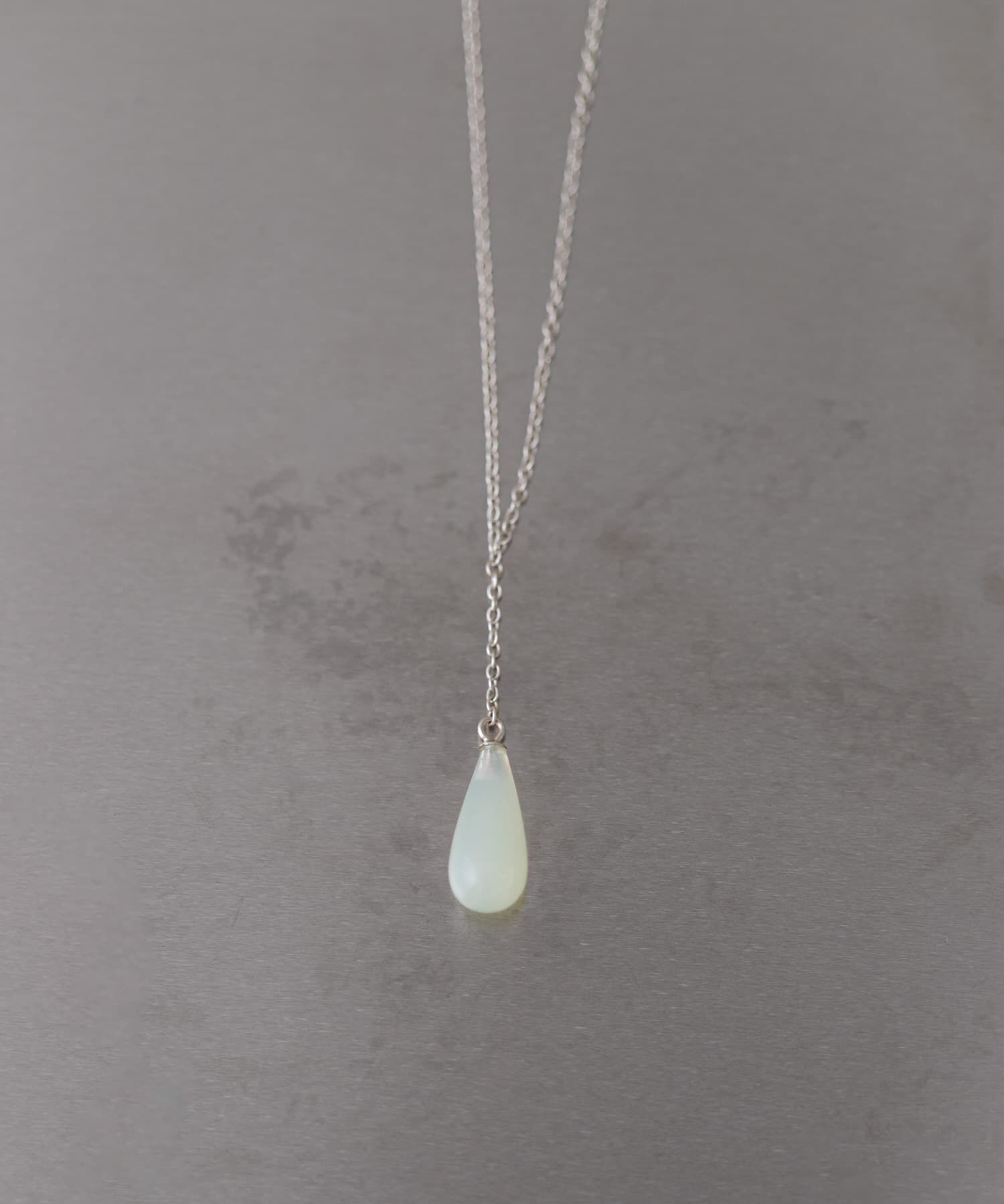 SMELLY「SMELLY so&rsquo;　newjade  swing necklace」|ネックレス|