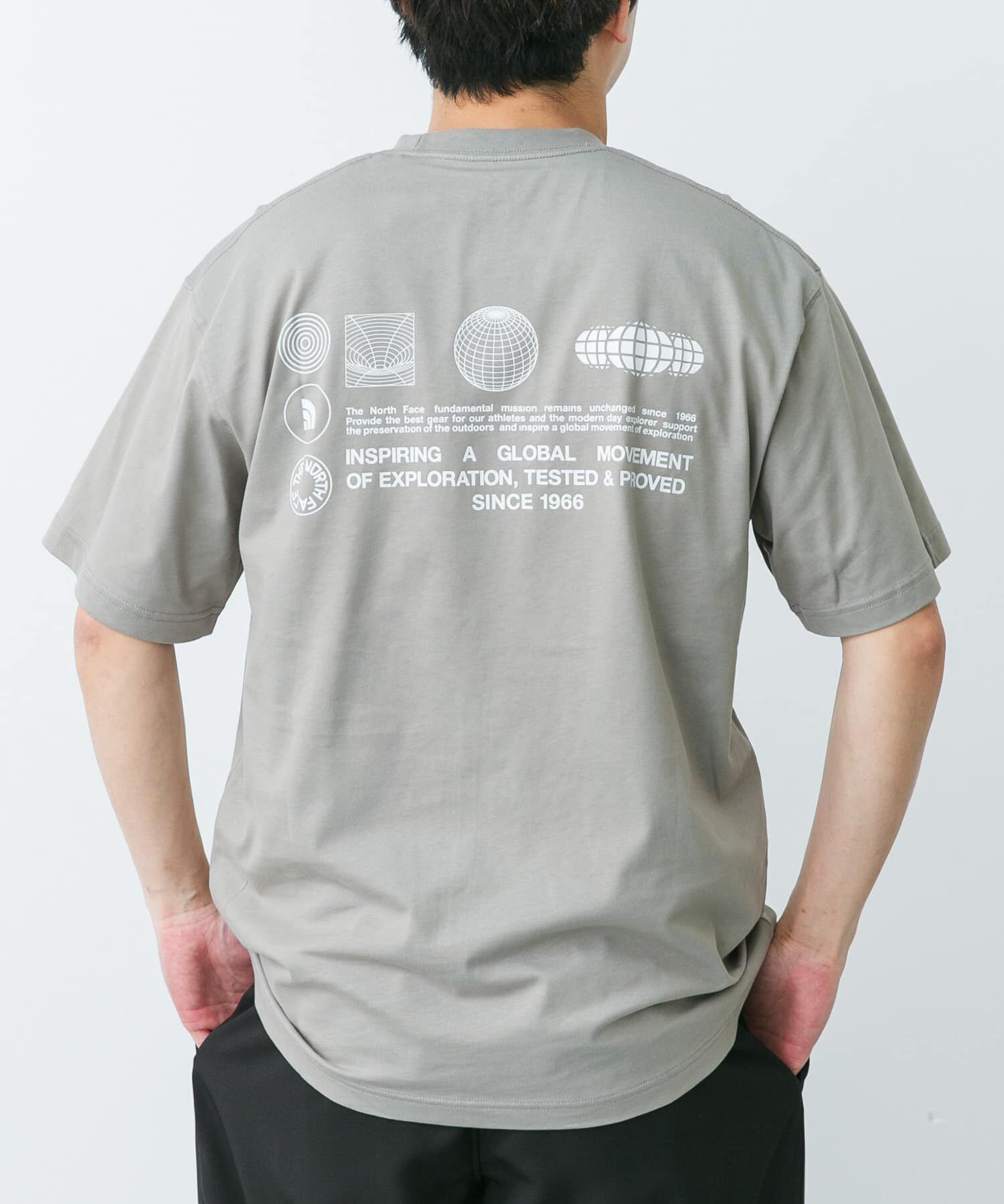 URBAN RESEARCH DOORS「THE NORTH FACE　SHORT-SLEEVE FD GLOBEGRID T-SHIRTS」|Tシャツ・カットソー|ベージュ
