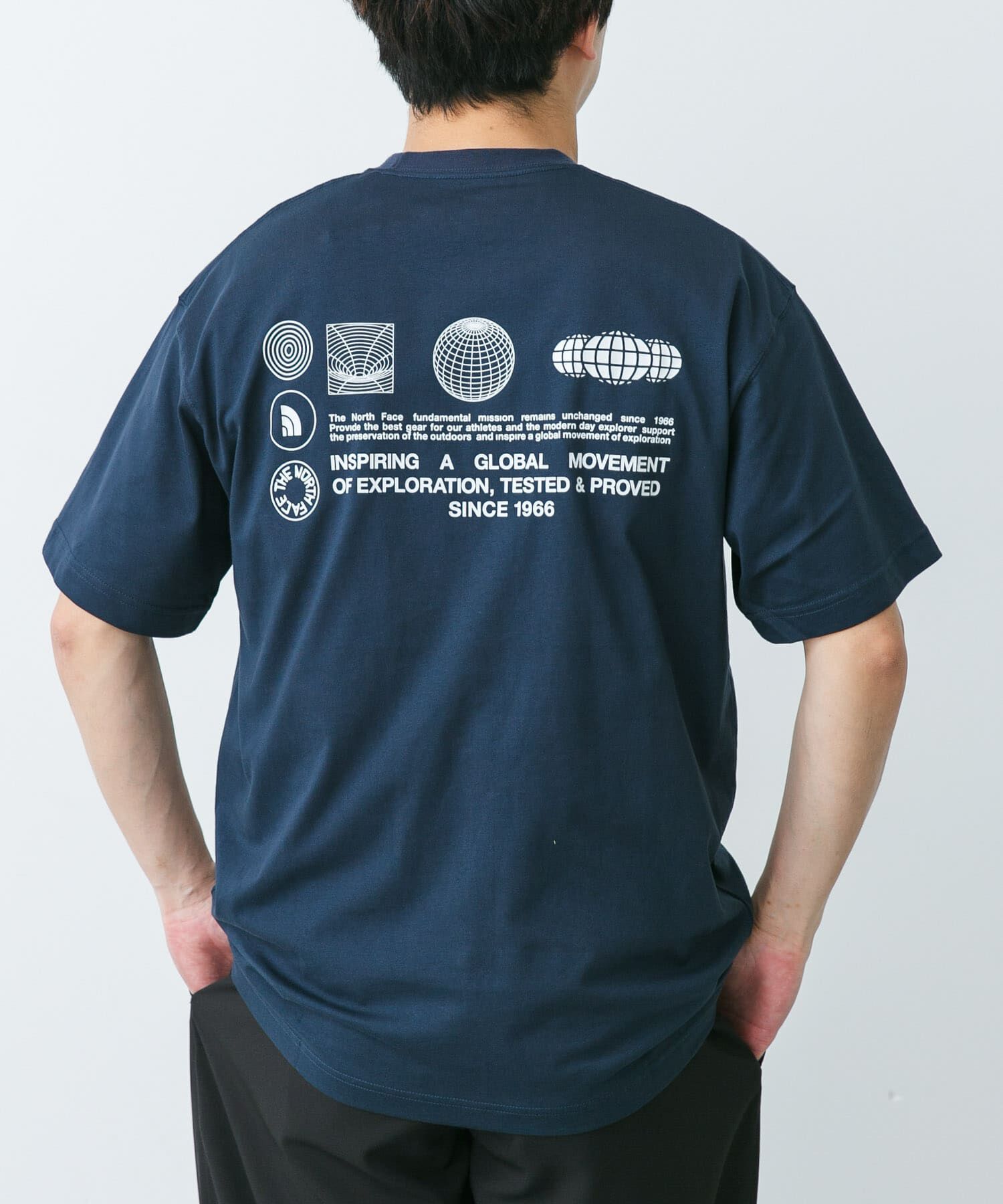 URBAN RESEARCH DOORS「THE NORTH FACE　SHORT-SLEEVE FD GLOBEGRID T-SHIRTS」|Tシャツ・カットソー|ネイビー