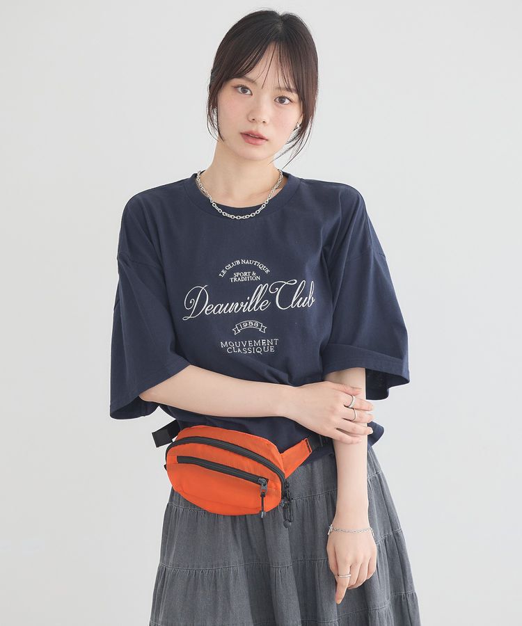 earth music&ecology「【接触冷感】カレッジロゴ刺繍Tシャツ」|Tシャツ・カットソー|