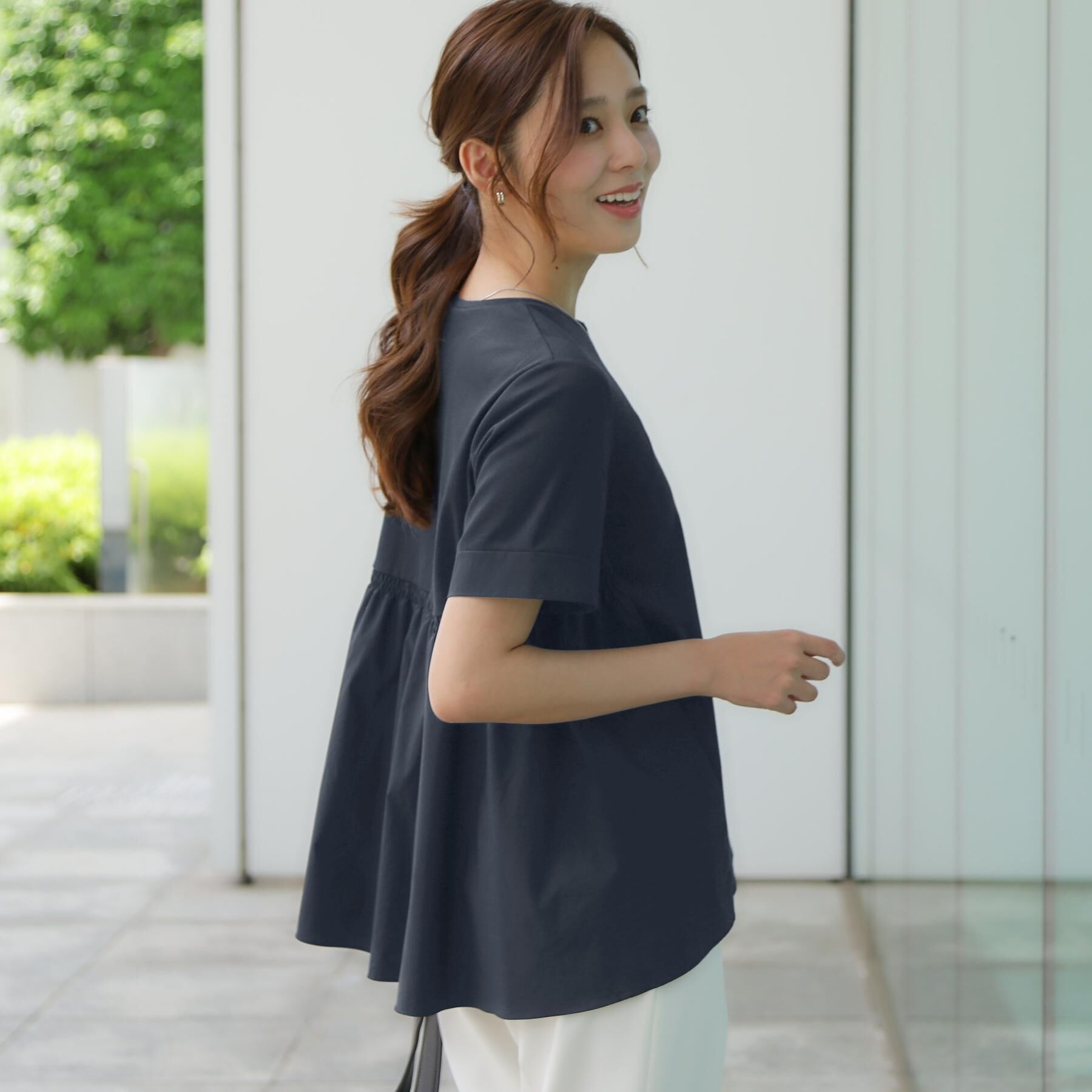 COUP DE CHANCE「【手洗い可／日本製】バックペプラムデザイン プルオーバー」|Tシャツ・カットソー|