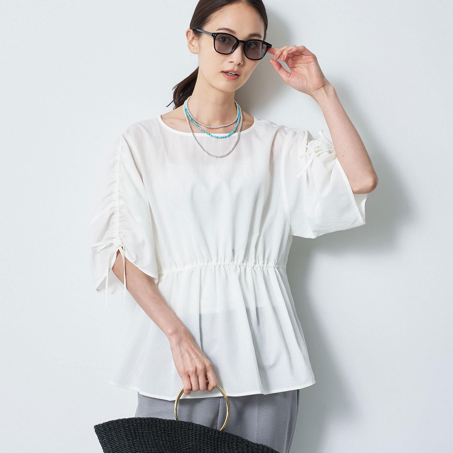Reflect「【通気性あり／涼しい／マシンウォッシャブル】ウエストギャザーブラウス」|シャツ・ブラウス|ホワイト(001)