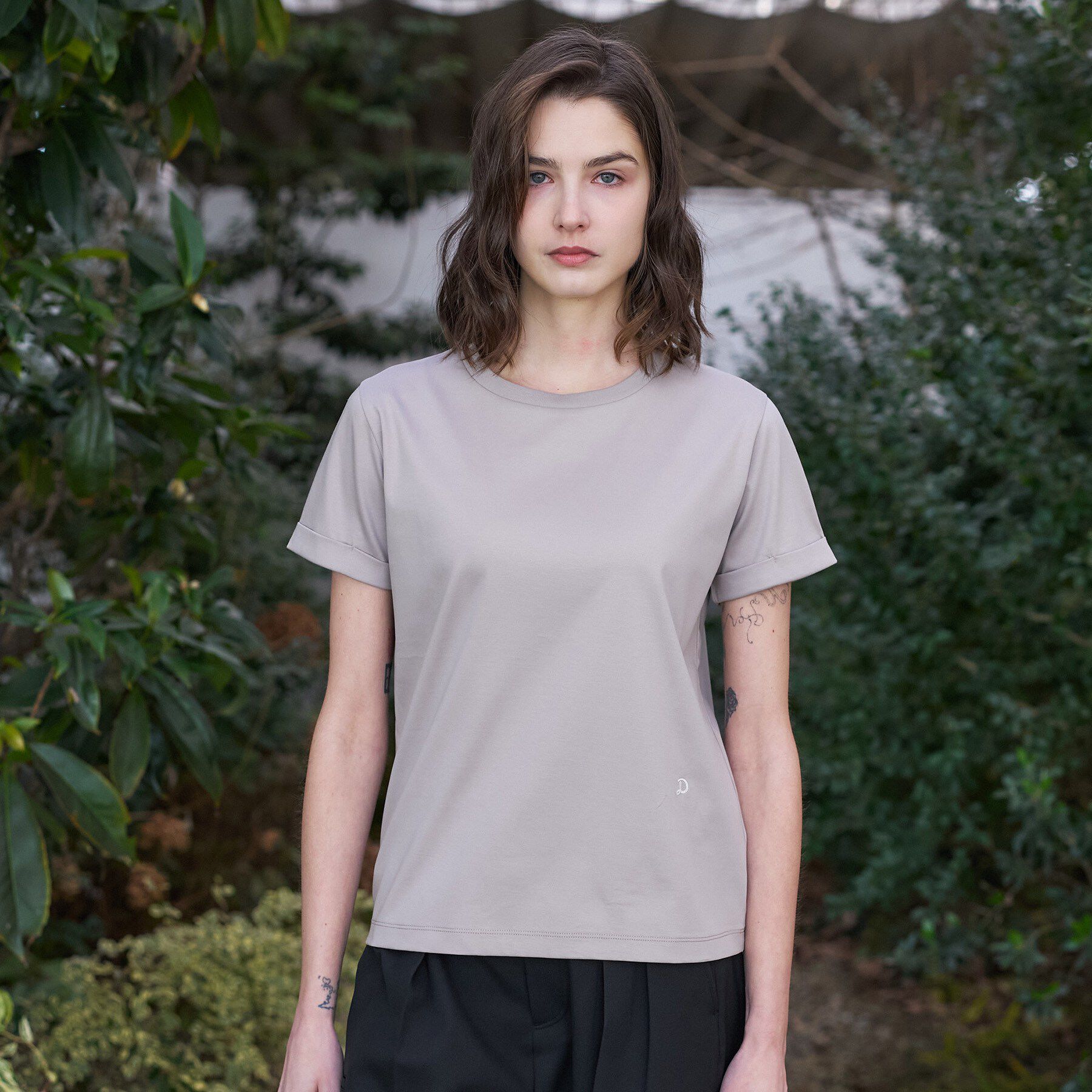 DRESSTERIOR「【接触冷感／抗菌防臭／消臭】アイスクリアコットン ターンナップT」|Tシャツ・カットソー|