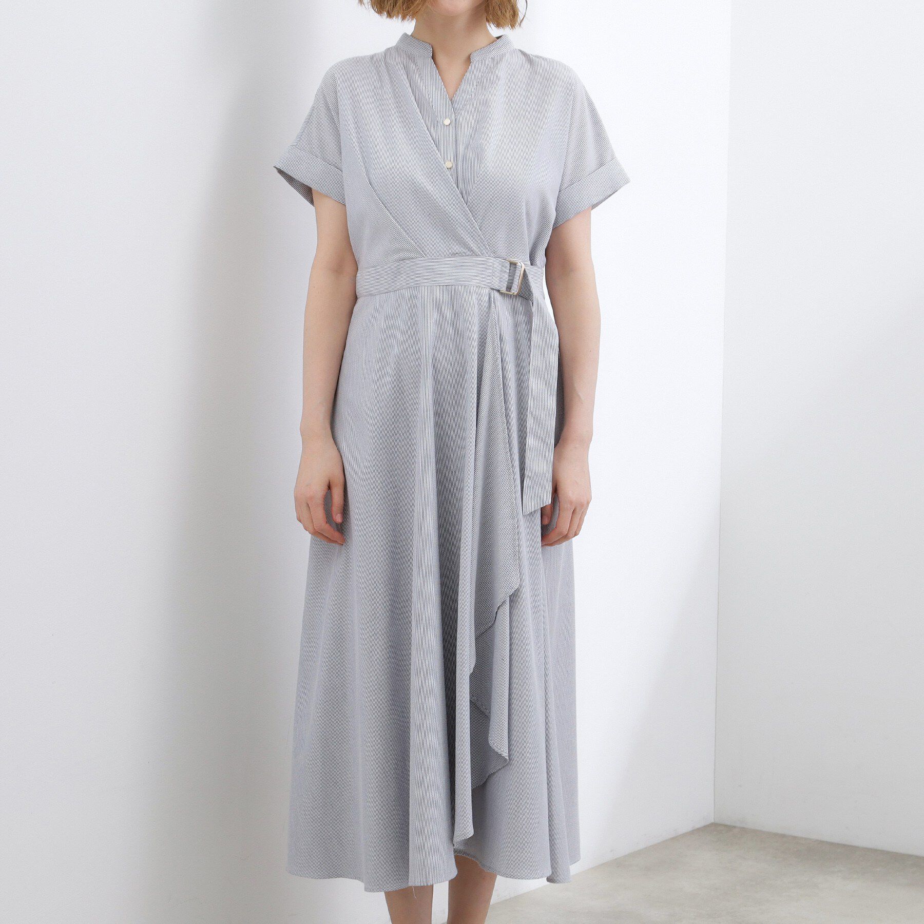 grove「【洗える】さらっと軽やか、カシュクール風サッカーワンピース」|ワンピース|