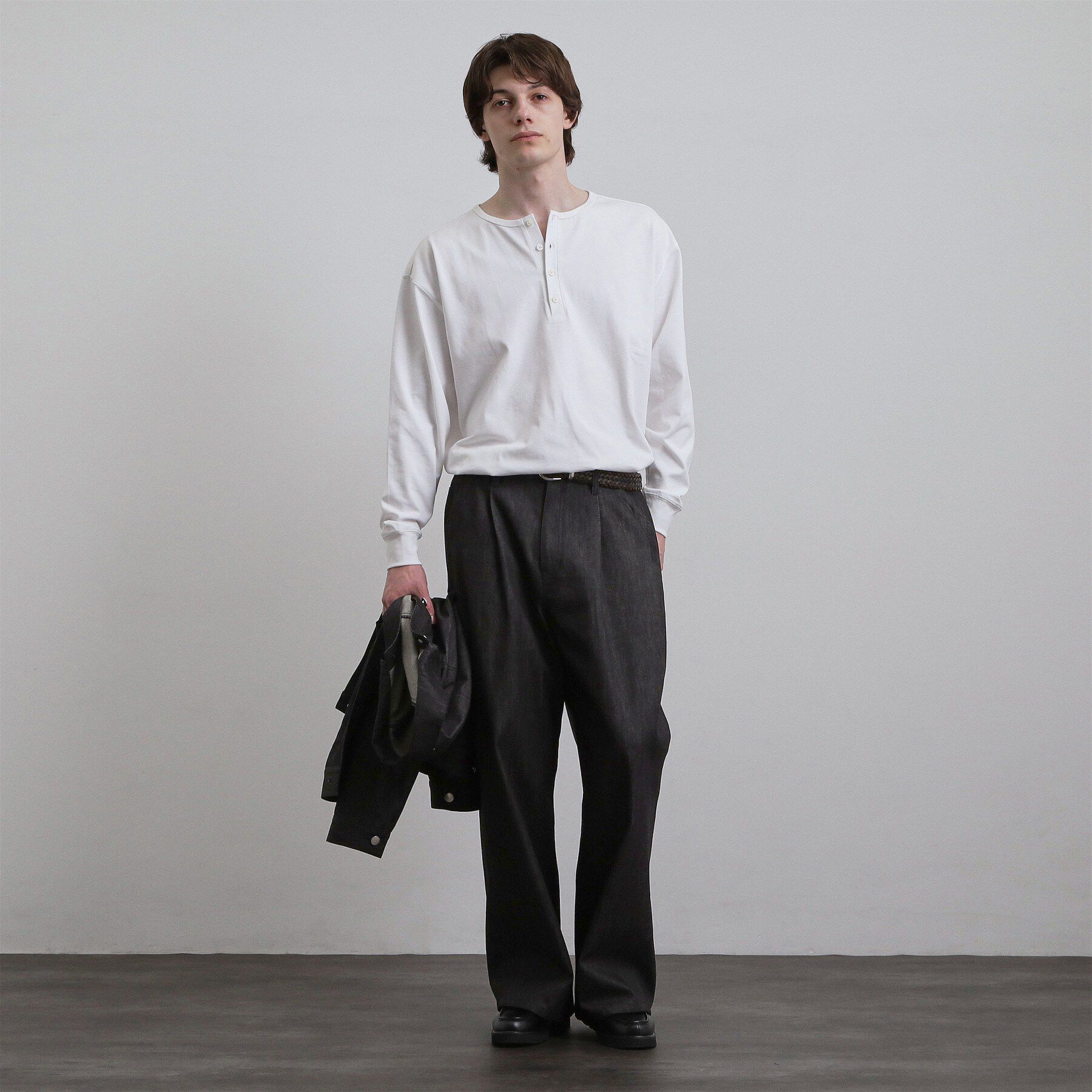 tk.TAKEO KIKUCHI「【色褪せしにくいデニム】Comfy Fadeless Denim Seriesワイドストレートデニム」|デニム|