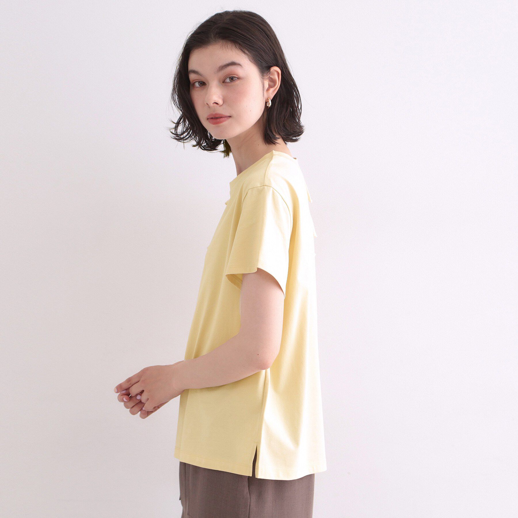 OPAQUE.CLIP「【接触冷感】アシメフリルドッキングカットソー《UVケア／洗濯機OK》」|Tシャツ・カットソー|