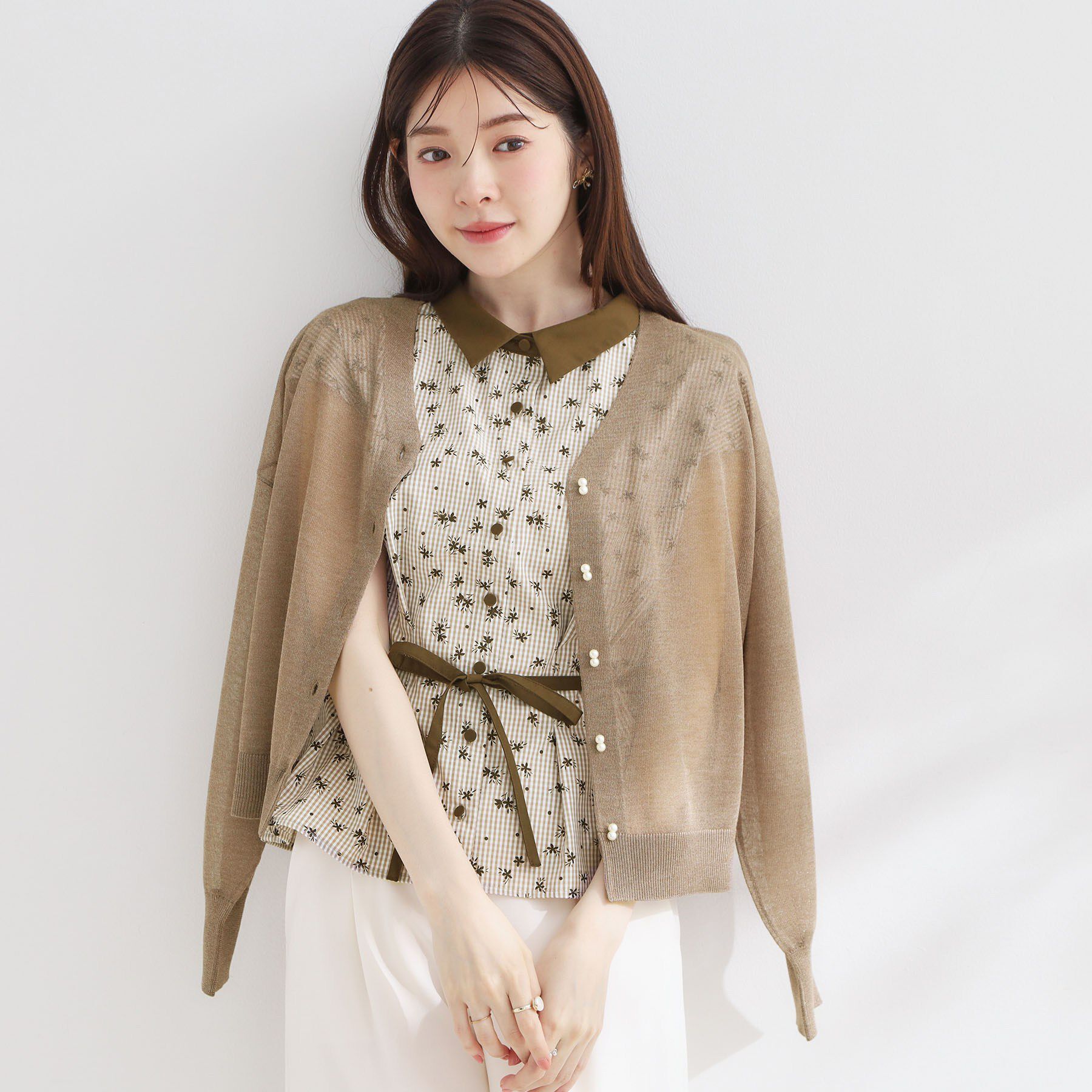 Couture broach「【洗える・パール調釦】愛されシアーカーディガン」|カーディガン|トープ(054)