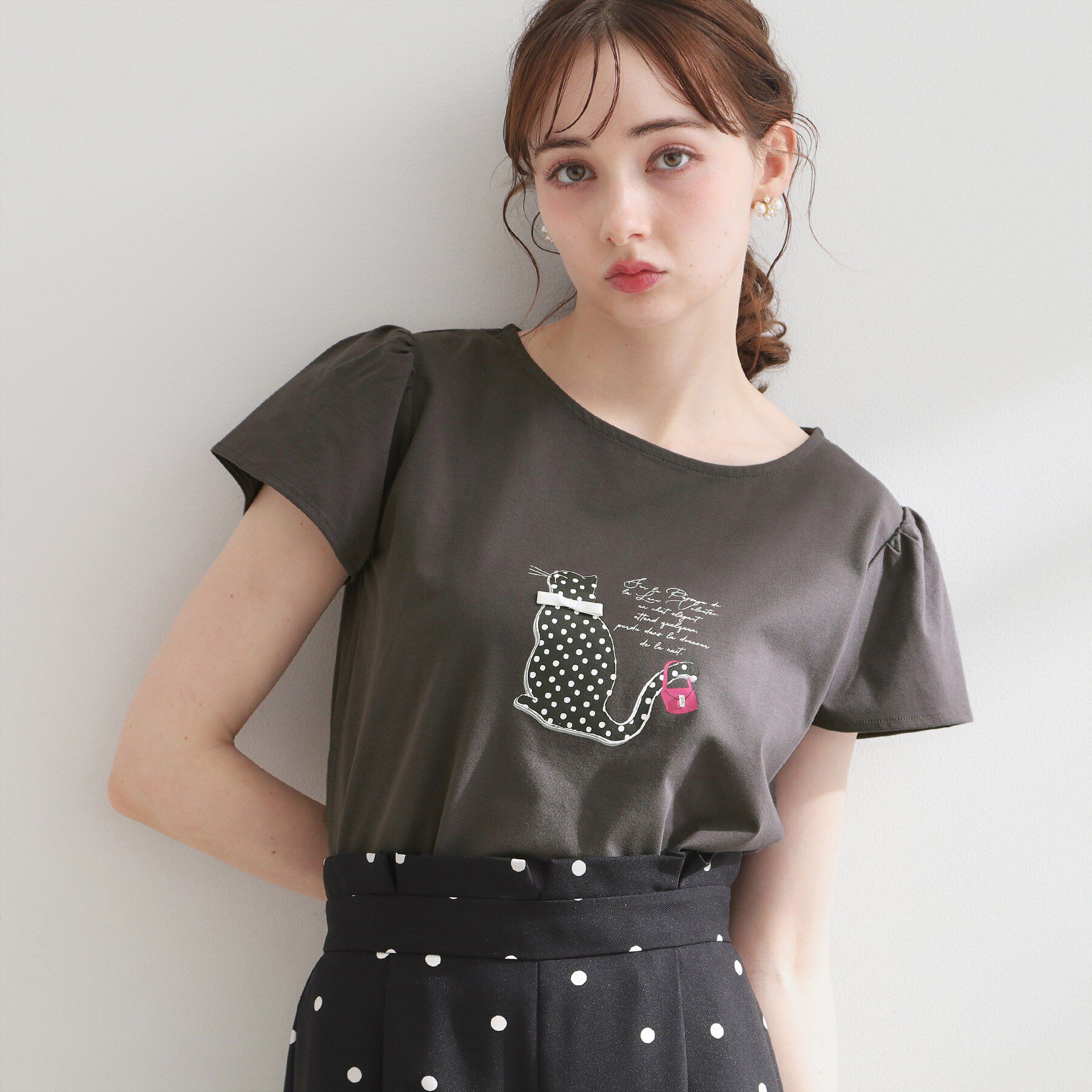 Couture broach「【接触冷感・UVカット・洗える】CATプリントTシャツ」|Tシャツ・カットソー|