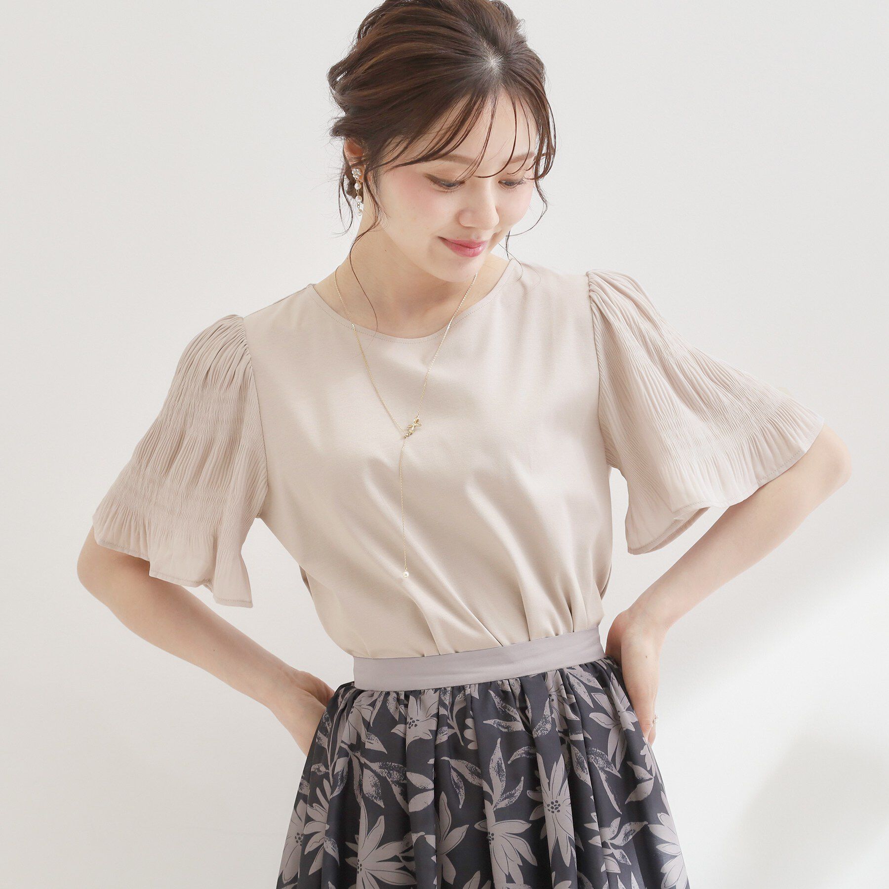 Couture broach「【接触冷感・UVカット・洗える】マジョリカプリーツ スリーブ トップス」|Tシャツ・カットソー|