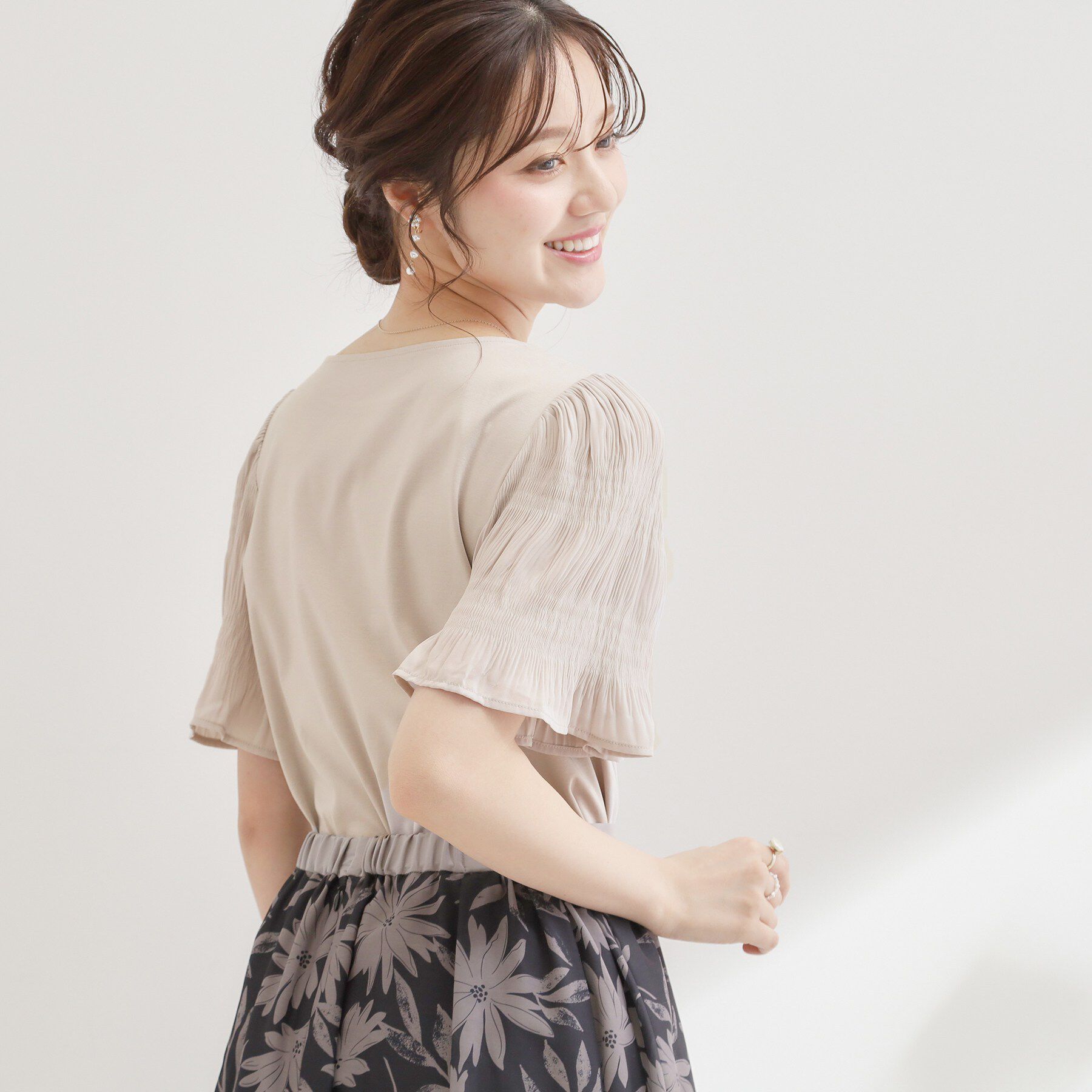 Couture broach「【接触冷感・UVカット・洗える】マジョリカプリーツ スリーブ トップス」|Tシャツ・カットソー|