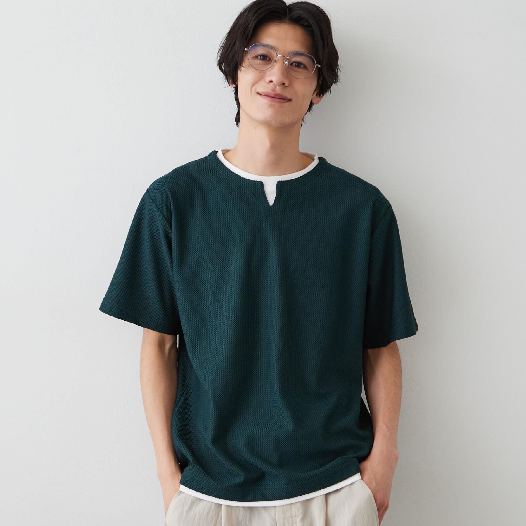 THE SHOP TK「【一枚でコーディネートが完成！】レイヤード風 キーネック 半袖Tシャツ 洗濯機OK」|Tシャツ・カットソー|グリーン(024)