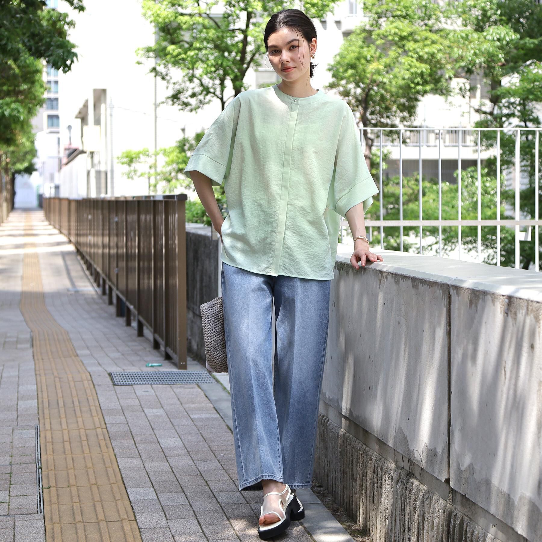 THE SHOP TK「【高レビュー/体型カバー】さらっと快適 ドルマン5分袖ブラウス」|シャツ・ブラウス|