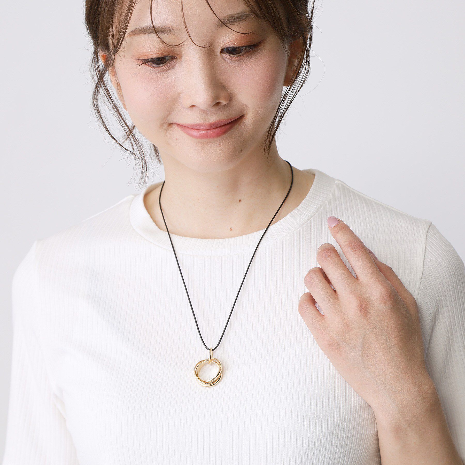 THE SHOP TK「サングラスホルダー」|ネックレス|