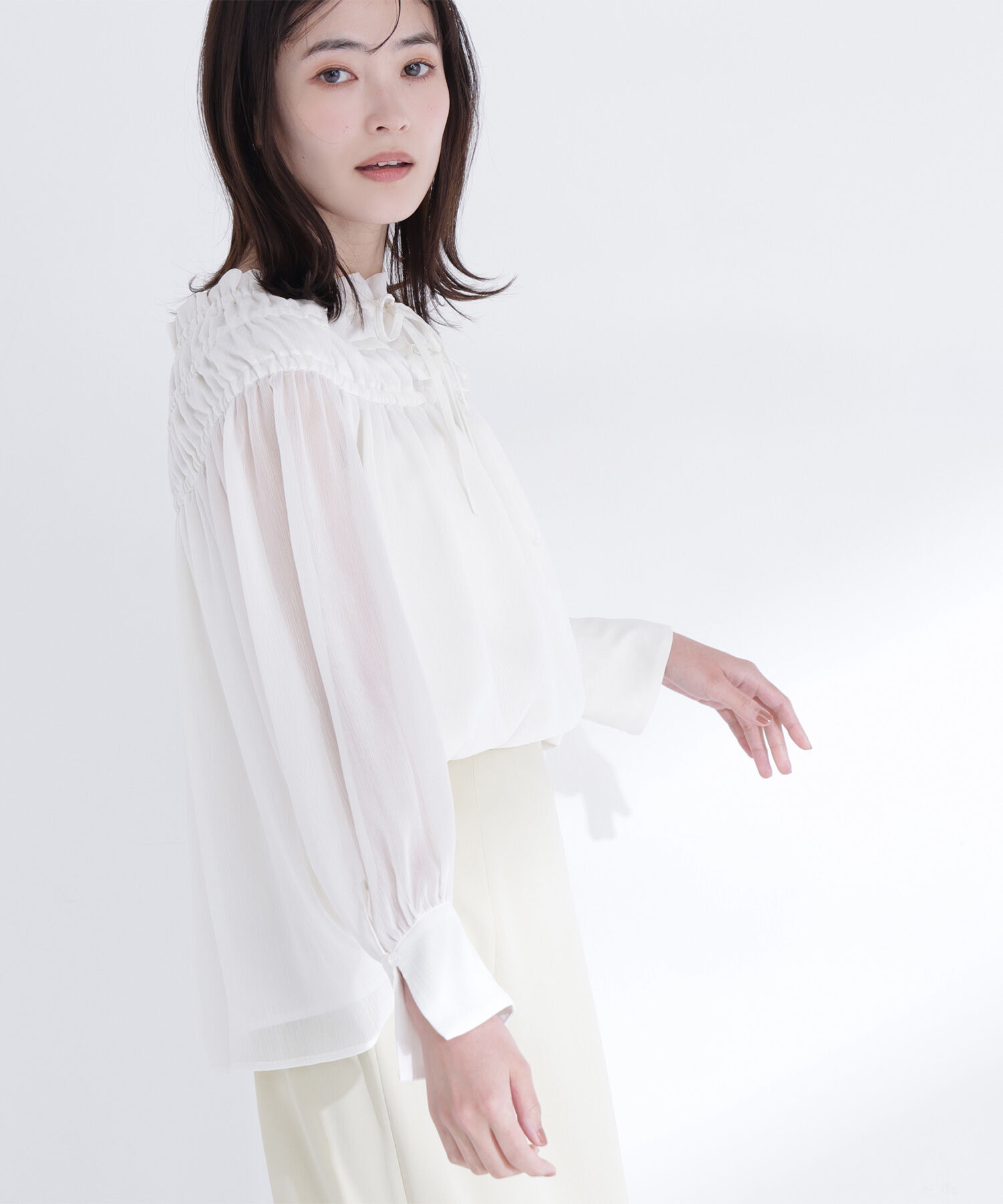  「シャーリングショルダーブラウス」|シャツ・ブラウス|