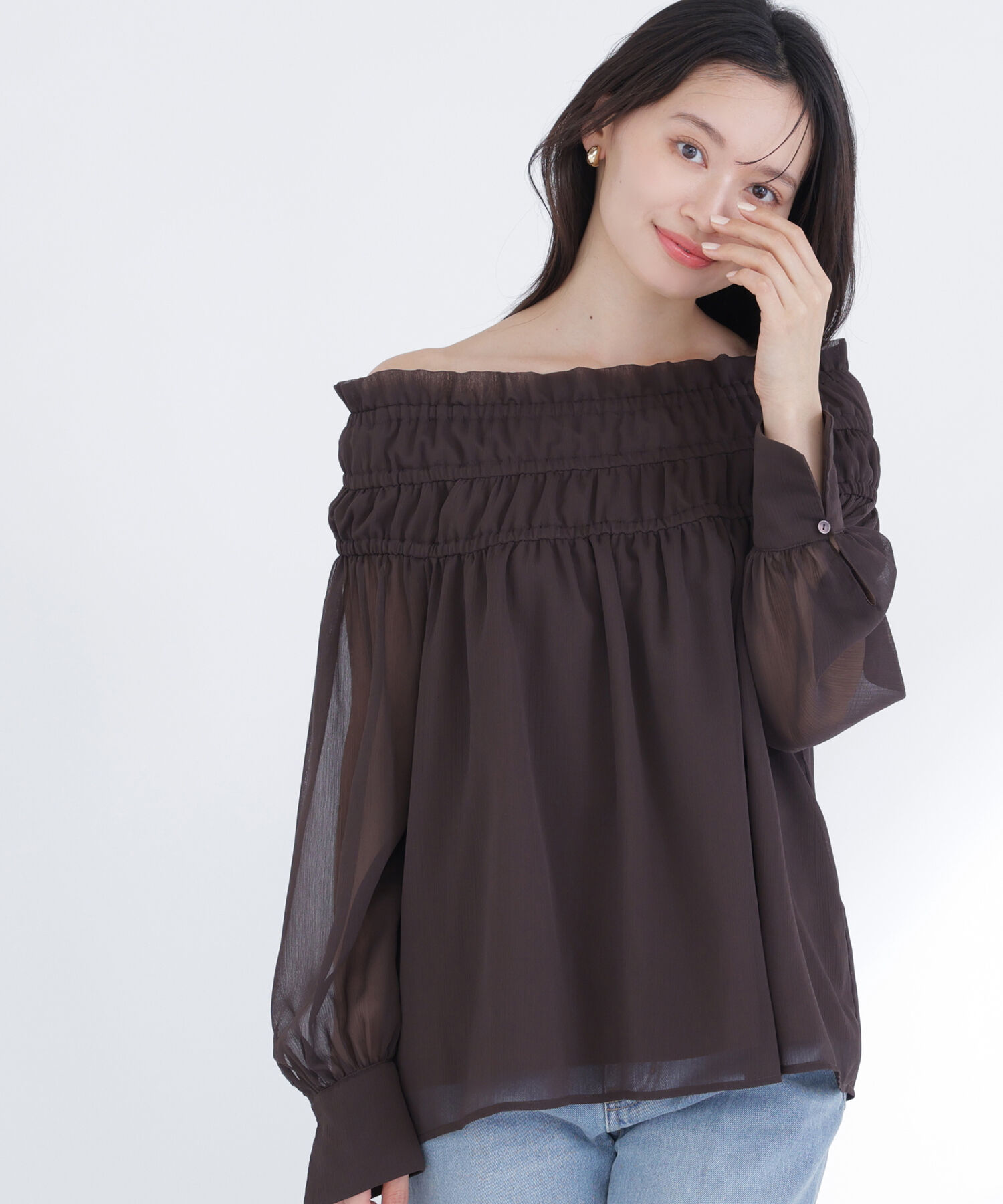  「シャーリングショルダーブラウス」|シャツ・ブラウス|ブラウン