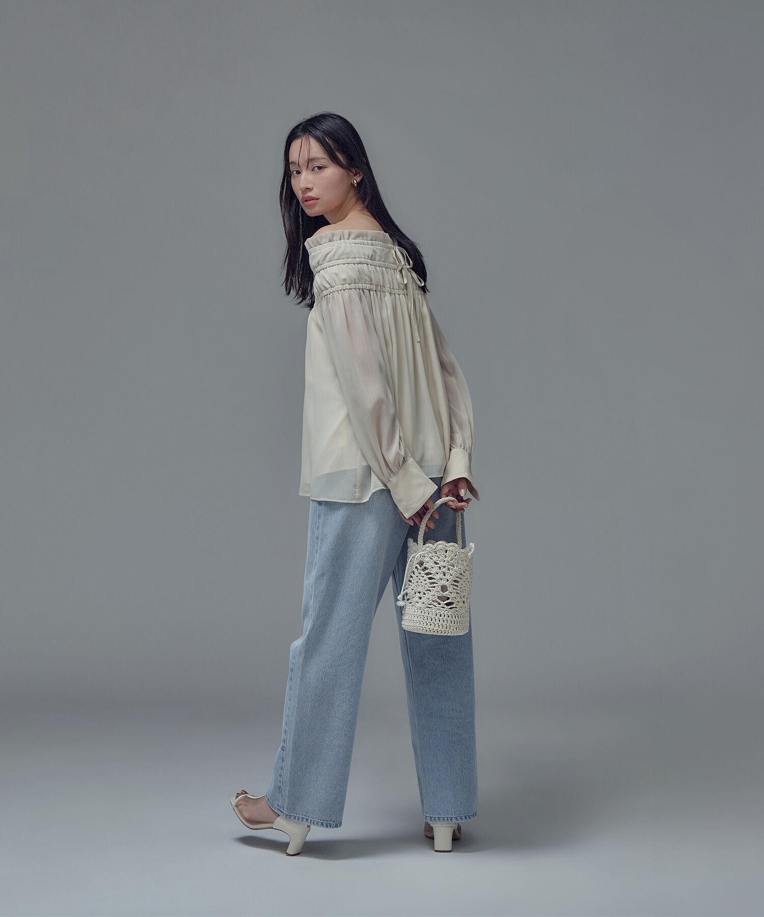  「シャーリングショルダーブラウス」|シャツ・ブラウス|