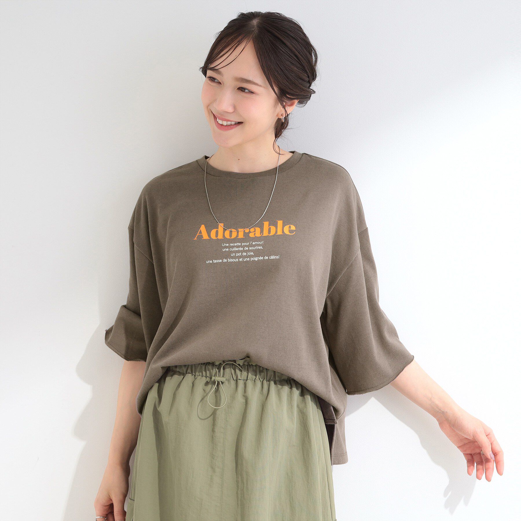 SHOO･LA･RUE「【洗濯機可/S-LL/選べる6柄】切りっぱなしお袖がこなれカジュアル 5分袖シアーTシャツ」|Tシャツ・カットソー|