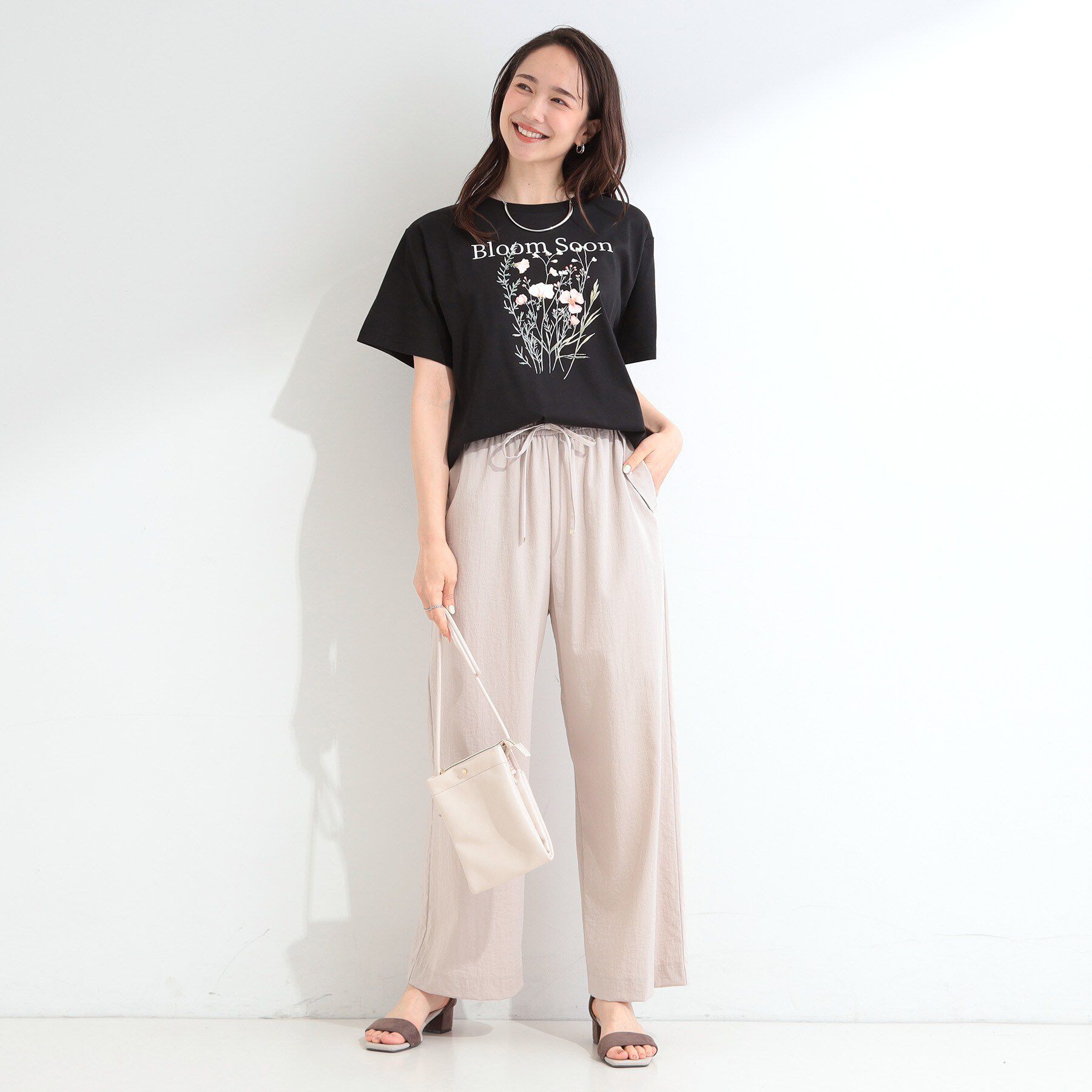 SHOO･LA･RUE「【ひんやり/洗濯機可/S-LL】夏に快適サラサラ感 大人のひんやりプリントTシャツ」|Tシャツ・カットソー|
