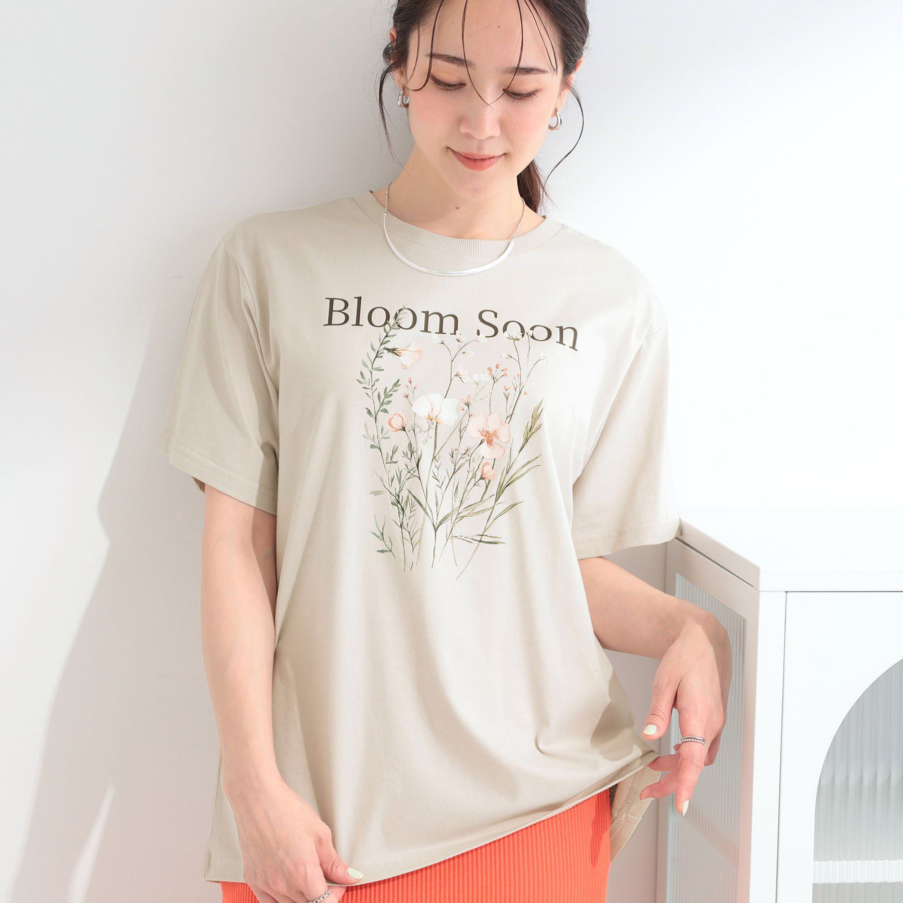 SHOO･LA･RUE「【ひんやり/洗濯機可/S-LL】夏に快適サラサラ感 大人のひんやりプリントTシャツ」|Tシャツ・カットソー|ベージュ(352)